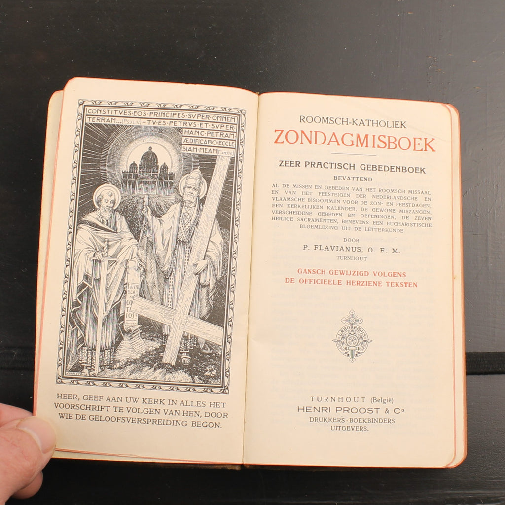 P. Flavianus - Roman Catholic Sunday Missal - Leather Edition - 1946