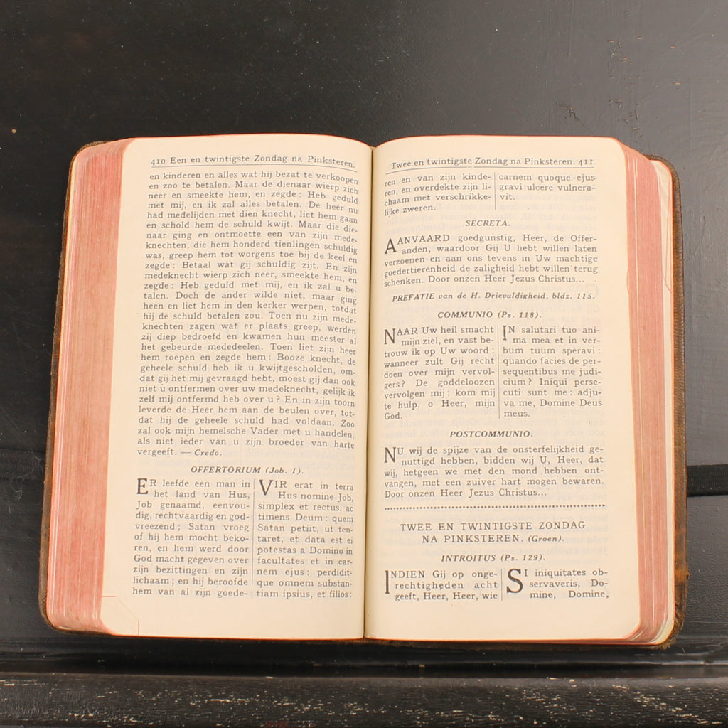 P. Flavianus - Roman Catholic Sunday Missal - Leather Edition - 1946