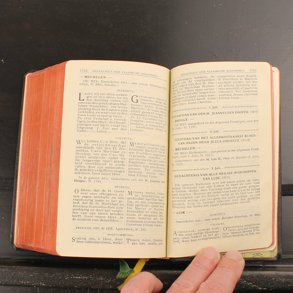 Roman Catholic Missal and Vespers Book - L.J. Daeleman - Henri Proost Turnhout - ca. 1940