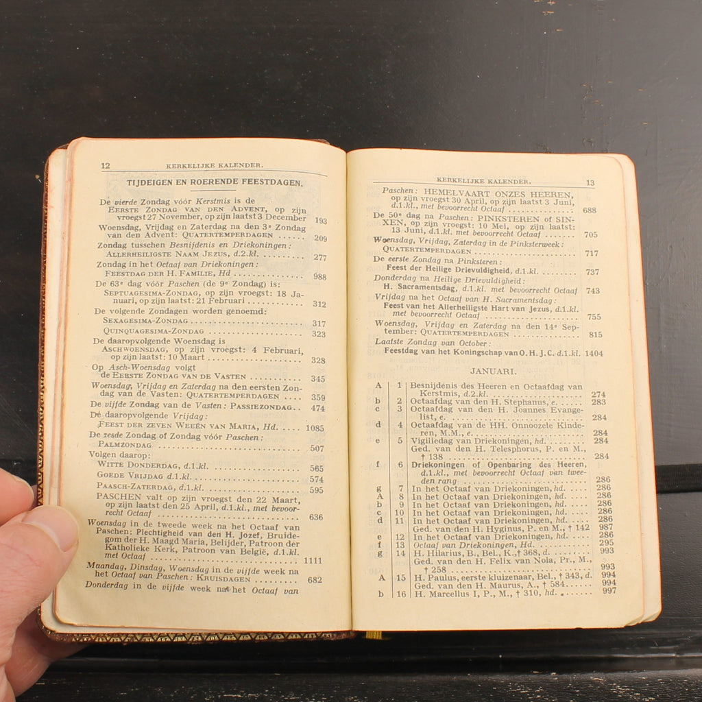 Libro Romano-Católico de Misa y Vísperas (1946) - Dr. L. J. Daeleman - Henri Proost & Co