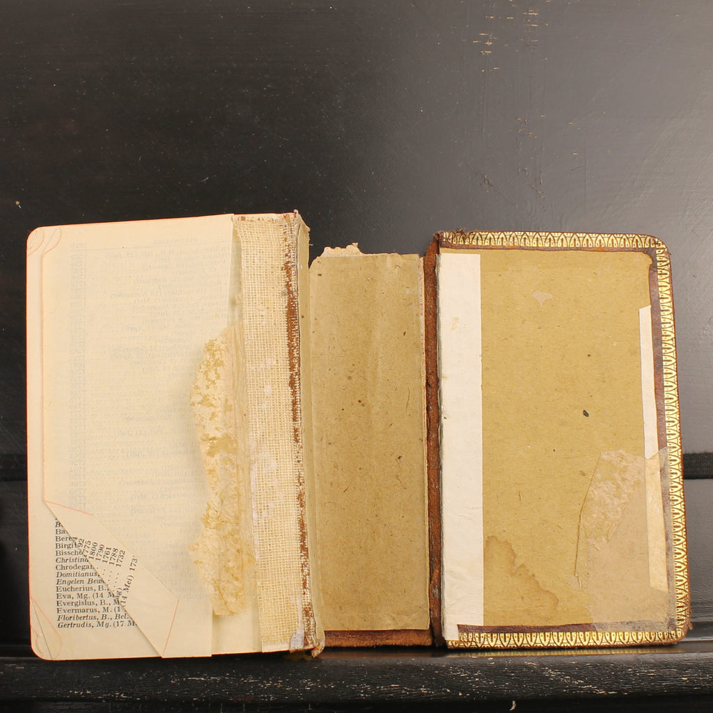 Libro Romano-Católico de Misa y Vísperas (1946) - Dr. L. J. Daeleman - Henri Proost & Co
