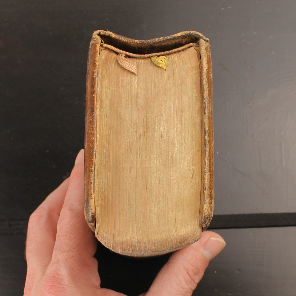 Libro de la Misa Diaria Completa y Vespertal - Peeters, Van Cauwenberg & O'Connor - Turnhout c. 1940