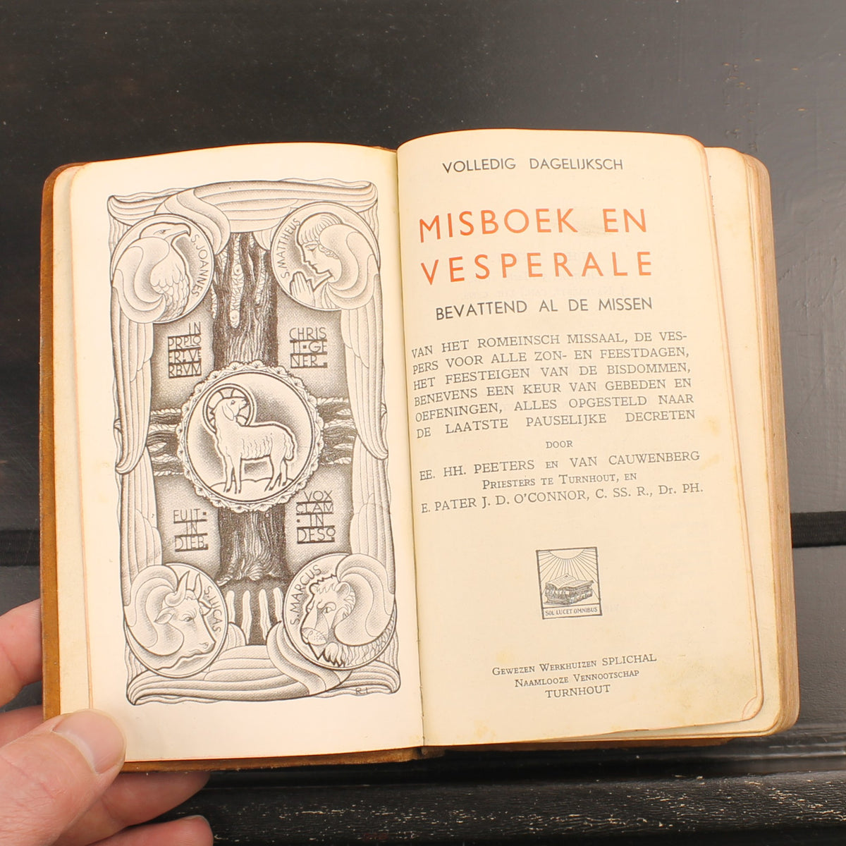 Volledig Dagelijksch Misboek en Vesperale - Peeters, Van Cauwenberg & O'Connor - Turnhout ca. 1940