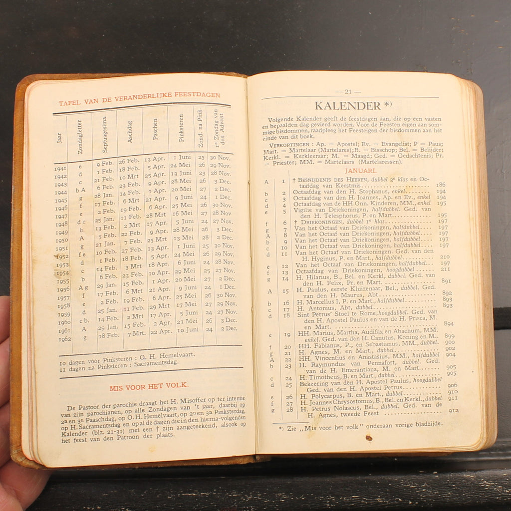 Libro de la Misa Diaria Completa y Vespertal - Peeters, Van Cauwenberg & O'Connor - Turnhout c. 1940