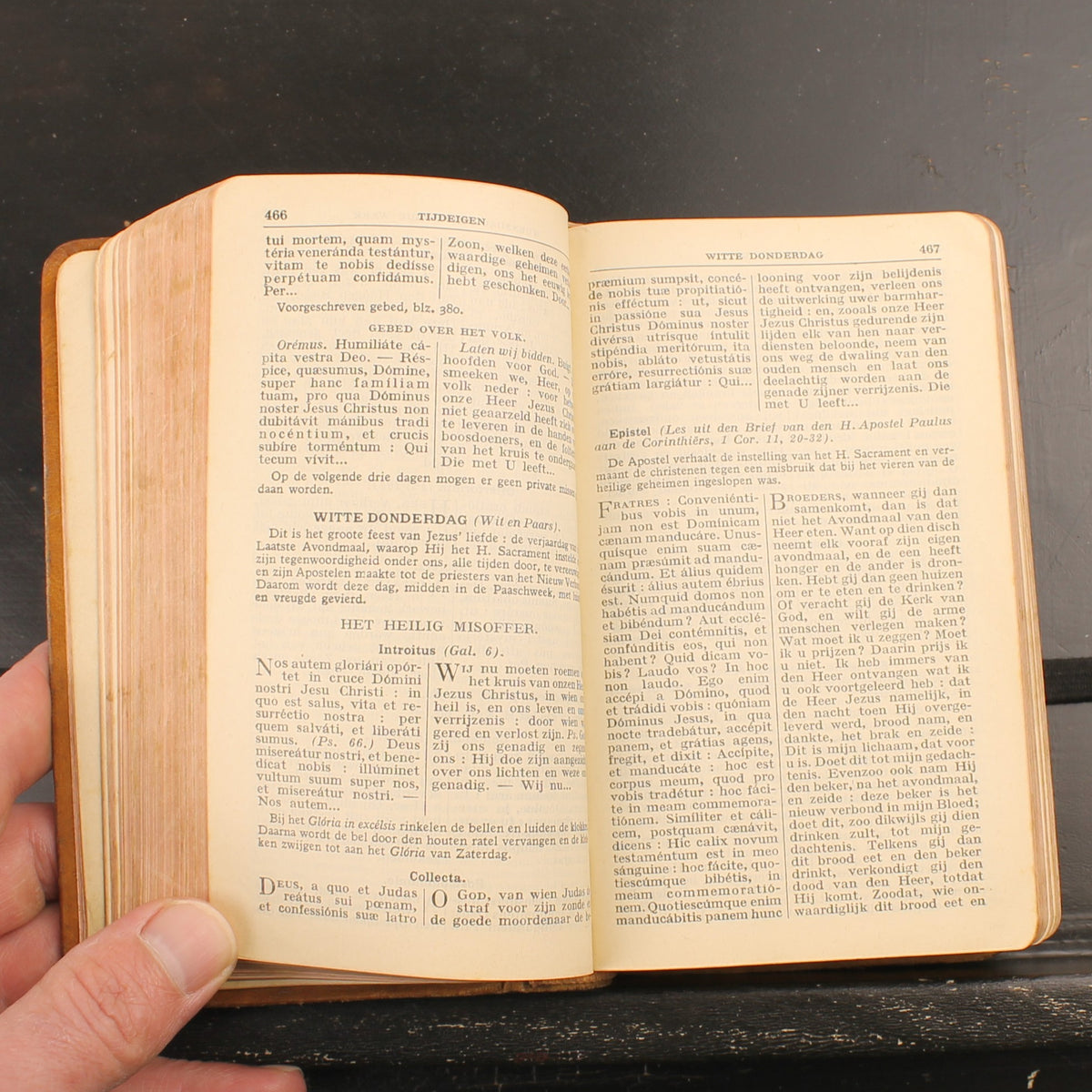 Libro de la Misa Diaria Completa y Vespertal - Peeters, Van Cauwenberg & O'Connor - Turnhout c. 1940