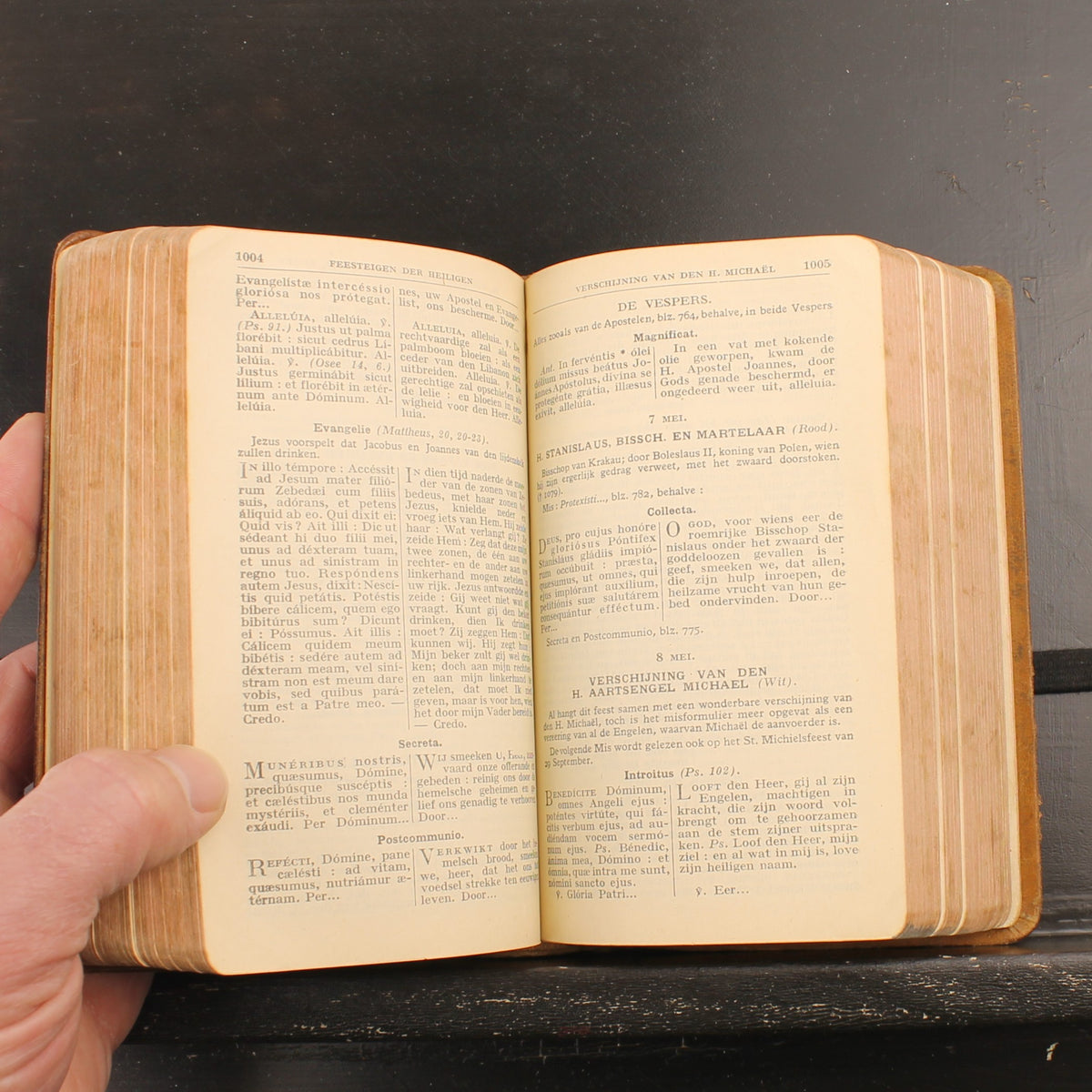 Libro de la Misa Diaria Completa y Vespertal - Peeters, Van Cauwenberg & O'Connor - Turnhout c. 1940