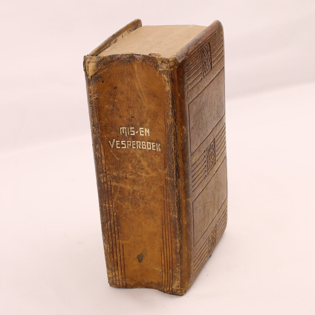 Libro de la Misa Diaria Completa y Vespertal - Peeters, Van Cauwenberg & O'Connor - Turnhout c. 1940