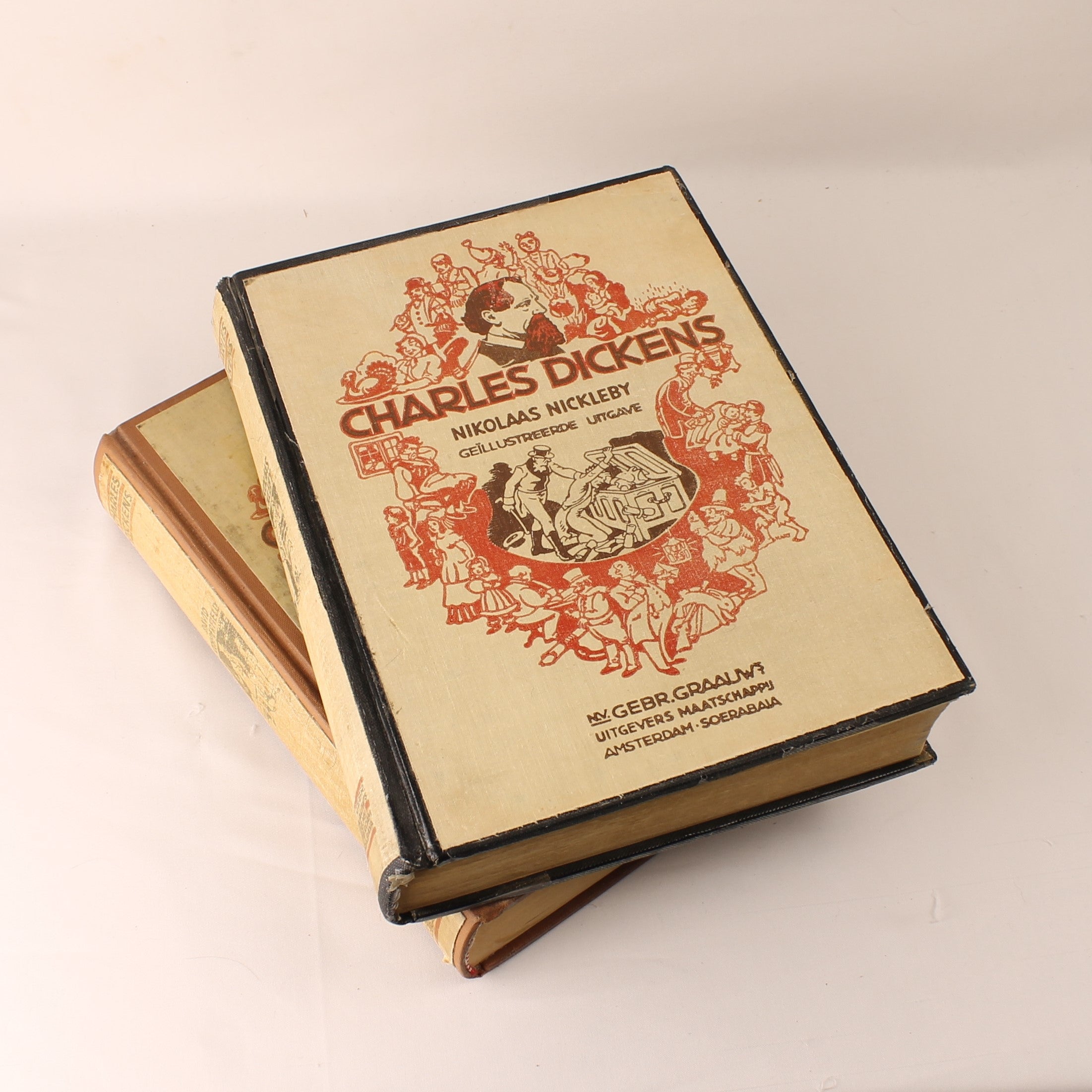 Charles Dickens – David Copperfield & Nicholas Nickleby – Illustrated Editions – N.V. Gebr. Graauw Amsterdam / Soerabaia – ca. 1930
