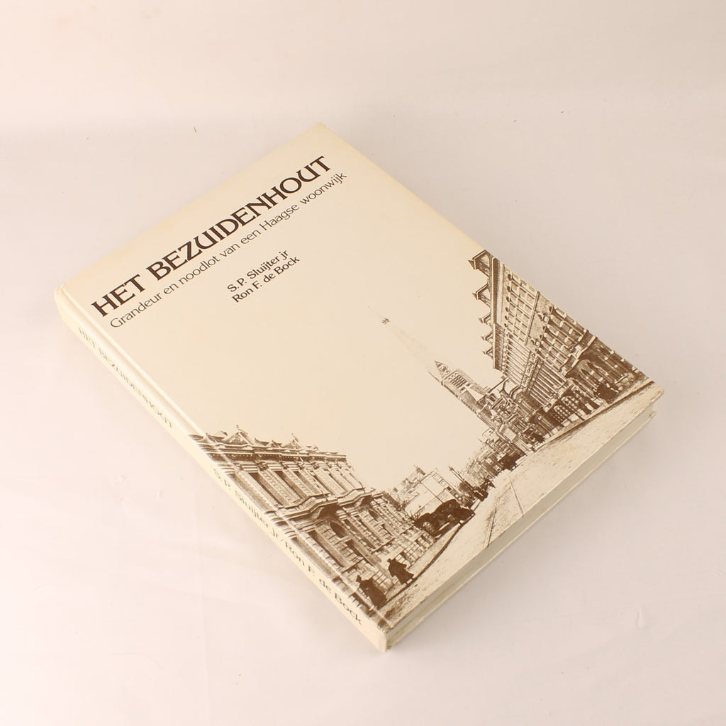 Bezuidenhout 1985 – The Hague Neighbourhood History & WWII – Hardcover