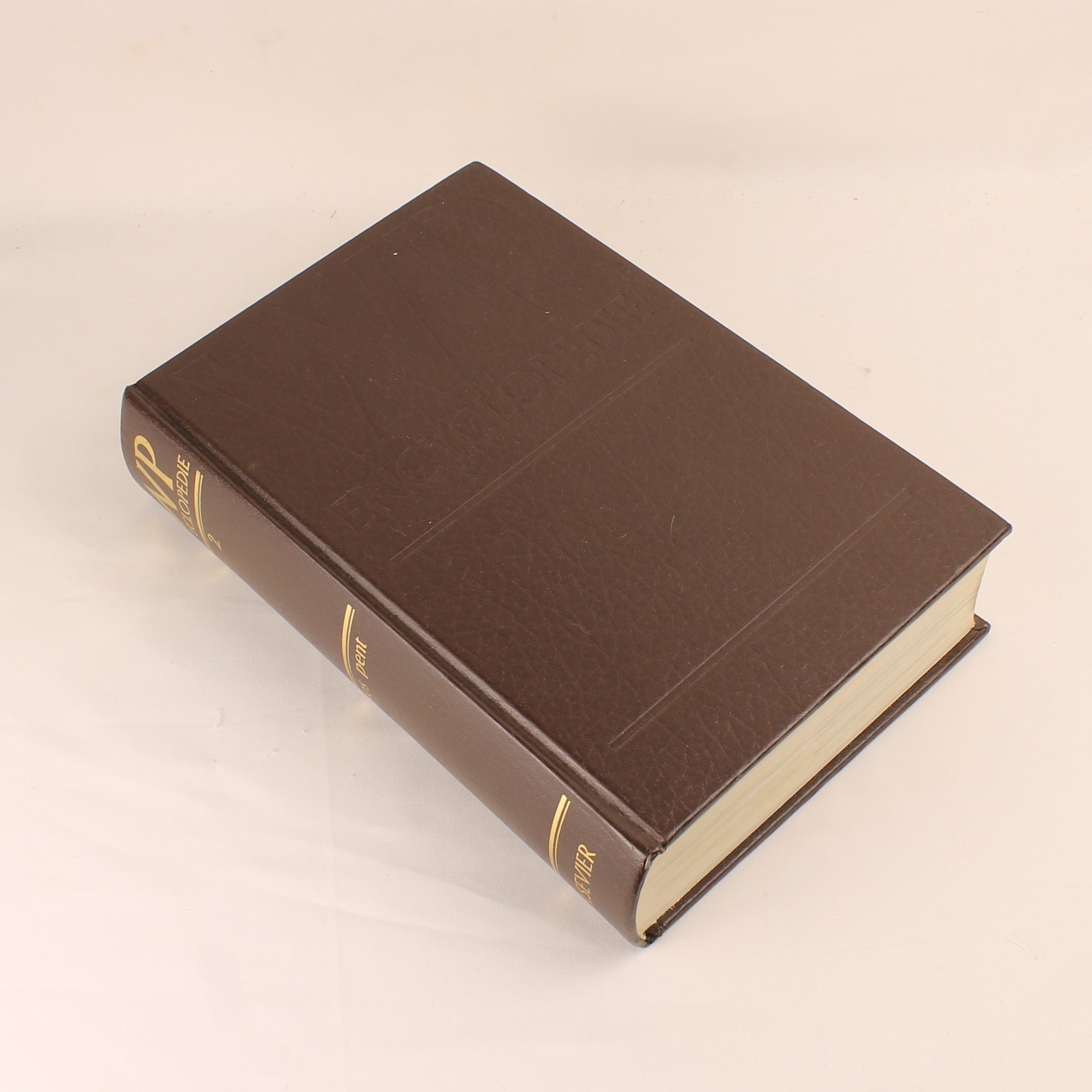 WP Encyclopedie Deel 2 (1967) – Winkler Prins – Vintage Jaren ’60 – Elsevier