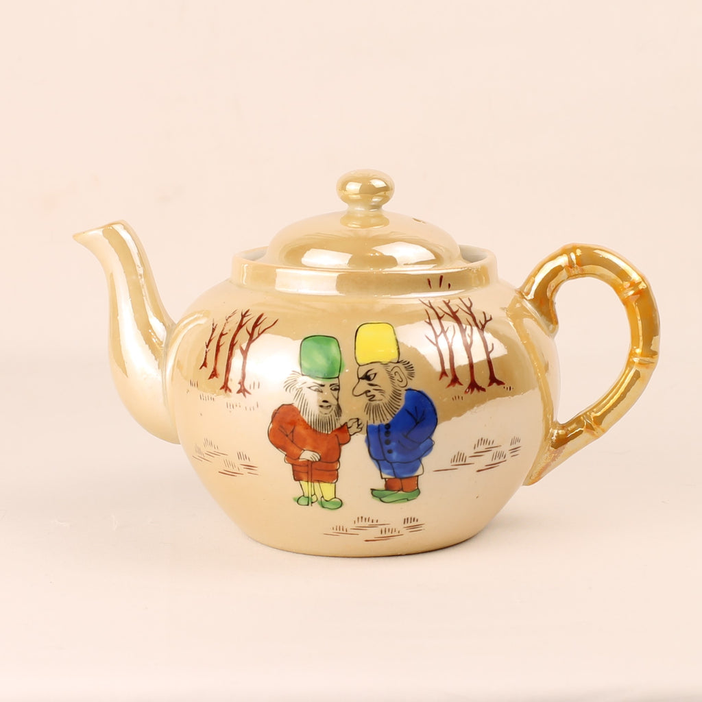 Japanese Teapot with Figural Decor | ca. 1920–1940