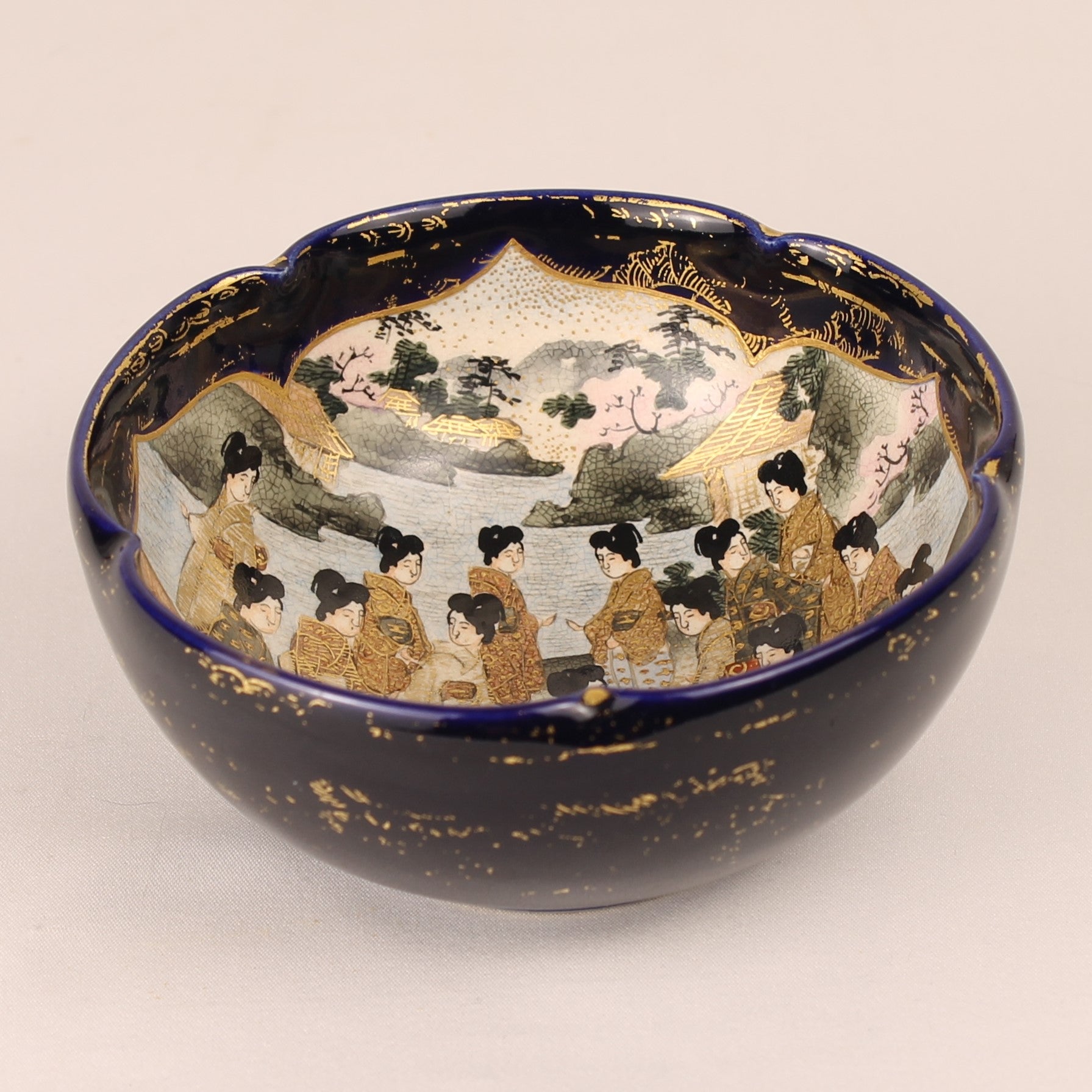 Japanse Satsuma Stijl Schaal – Kobaltblauw & Goud – 11cm