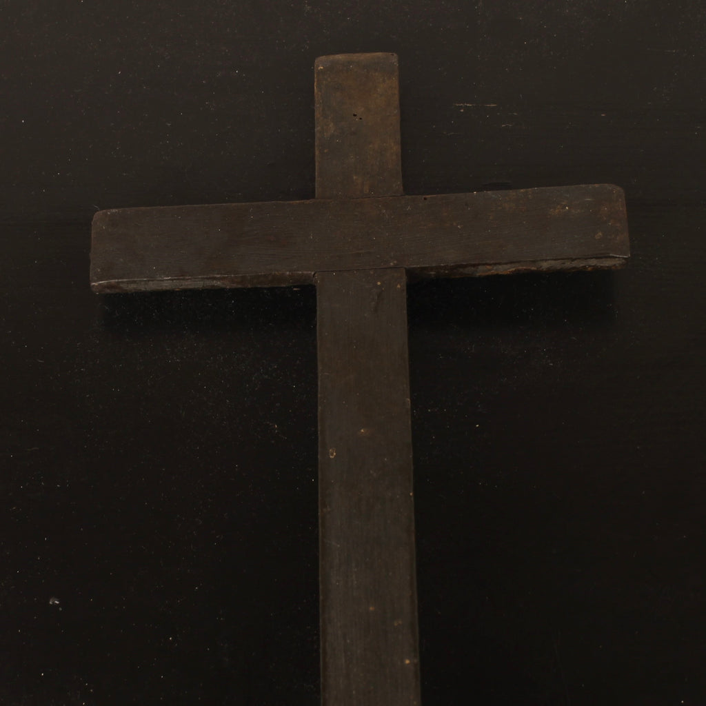 Crucifix en Bois Fin Ancien avec Corpus en Métal Foncé – env. 1880-1920 – 34 cm