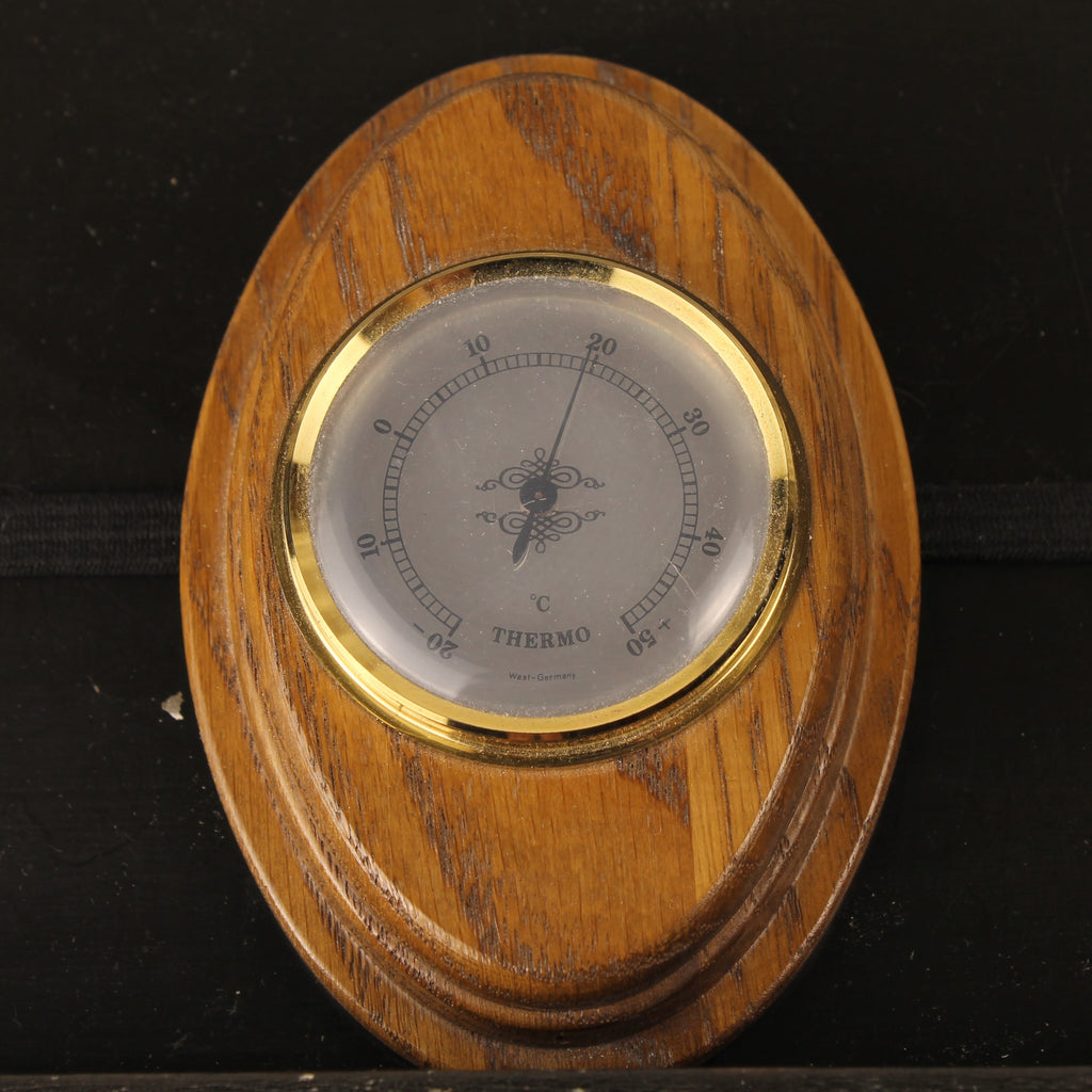 West-Germany Wandthermometer in Ovale Houten Behuizing – Jaren 60/70