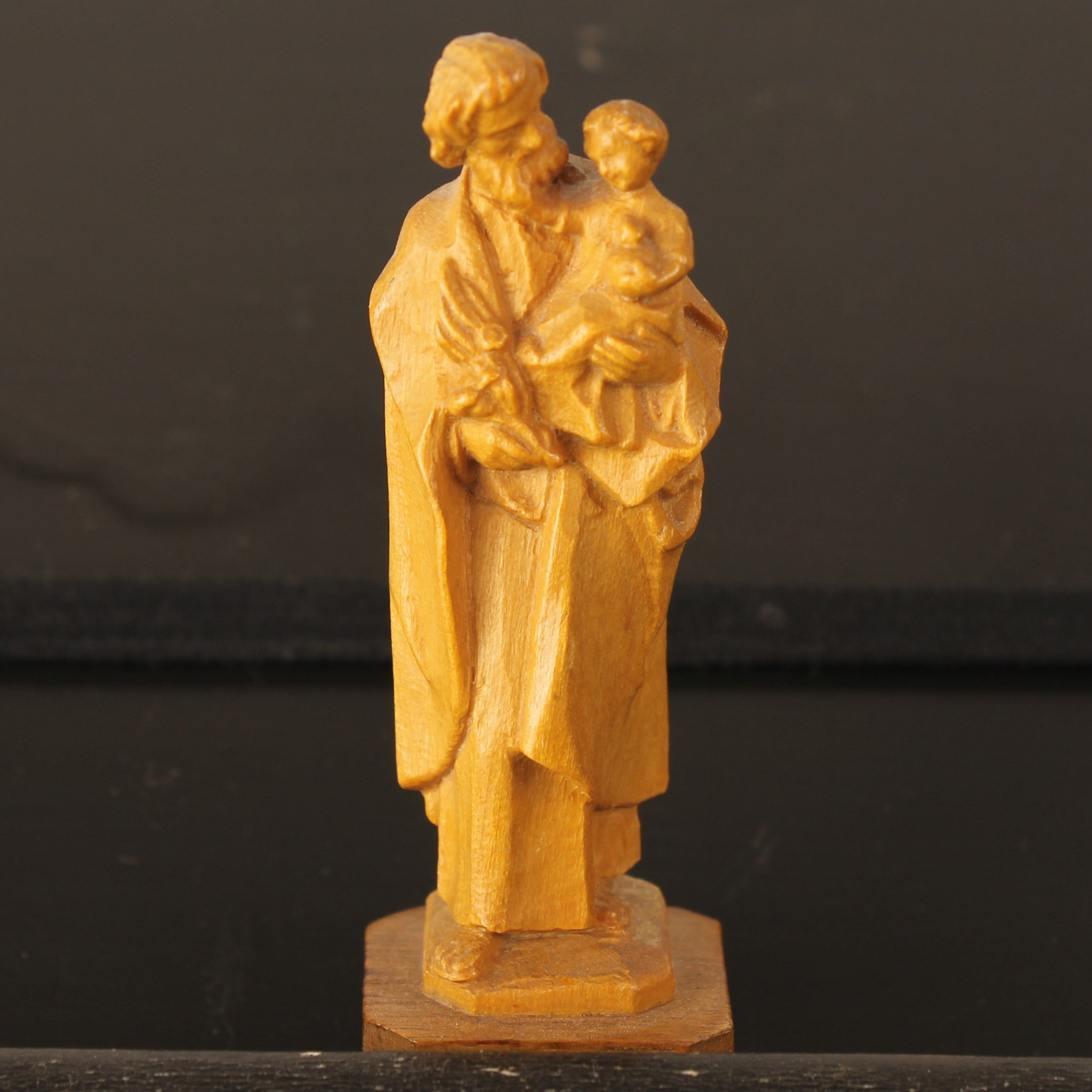 Handgesneden Vintage Sint Jozef met Kind – Nederlands Winkelstuk Den Haag