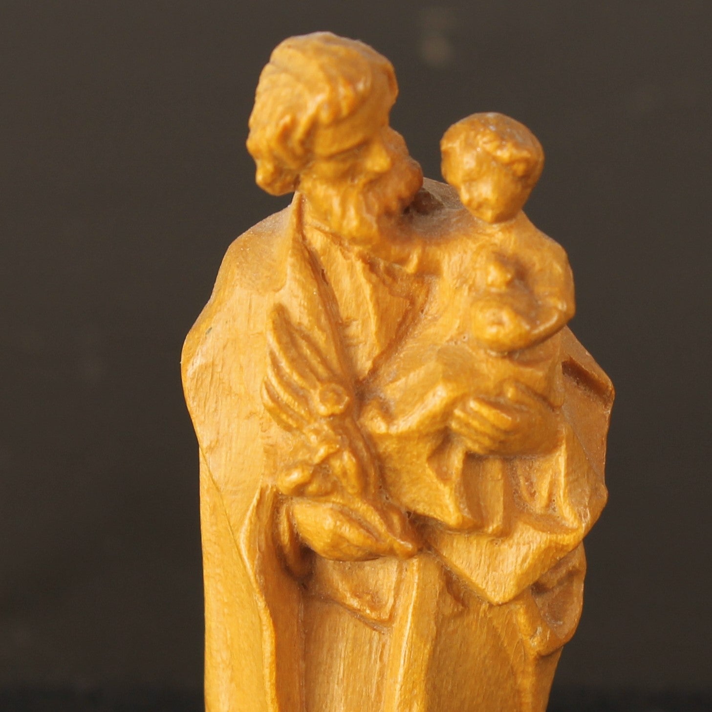 Handgesneden Vintage Sint Jozef met Kind – Nederlands Winkelstuk Den Haag