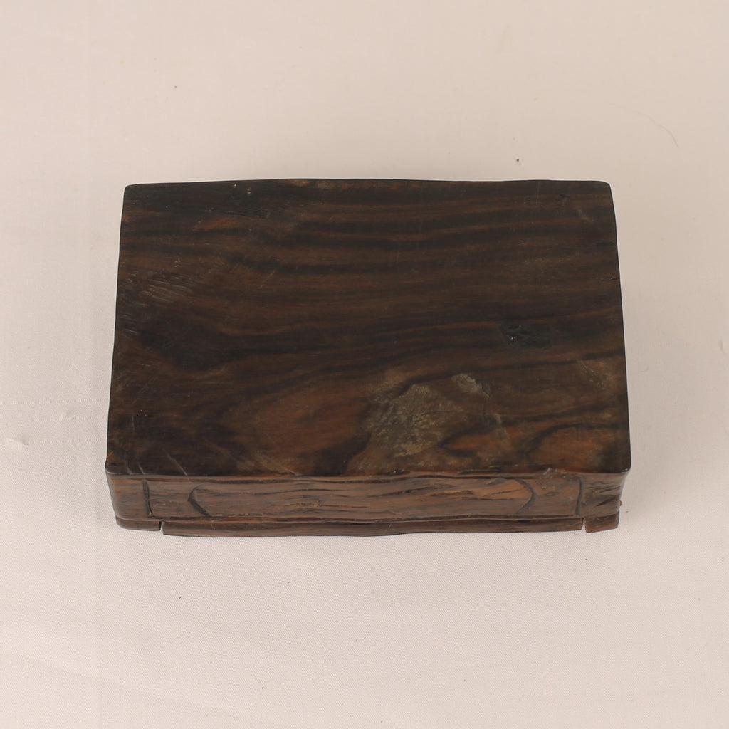 Handgesneden Houten Sierdoos – Bloemreliëf – 12 cm