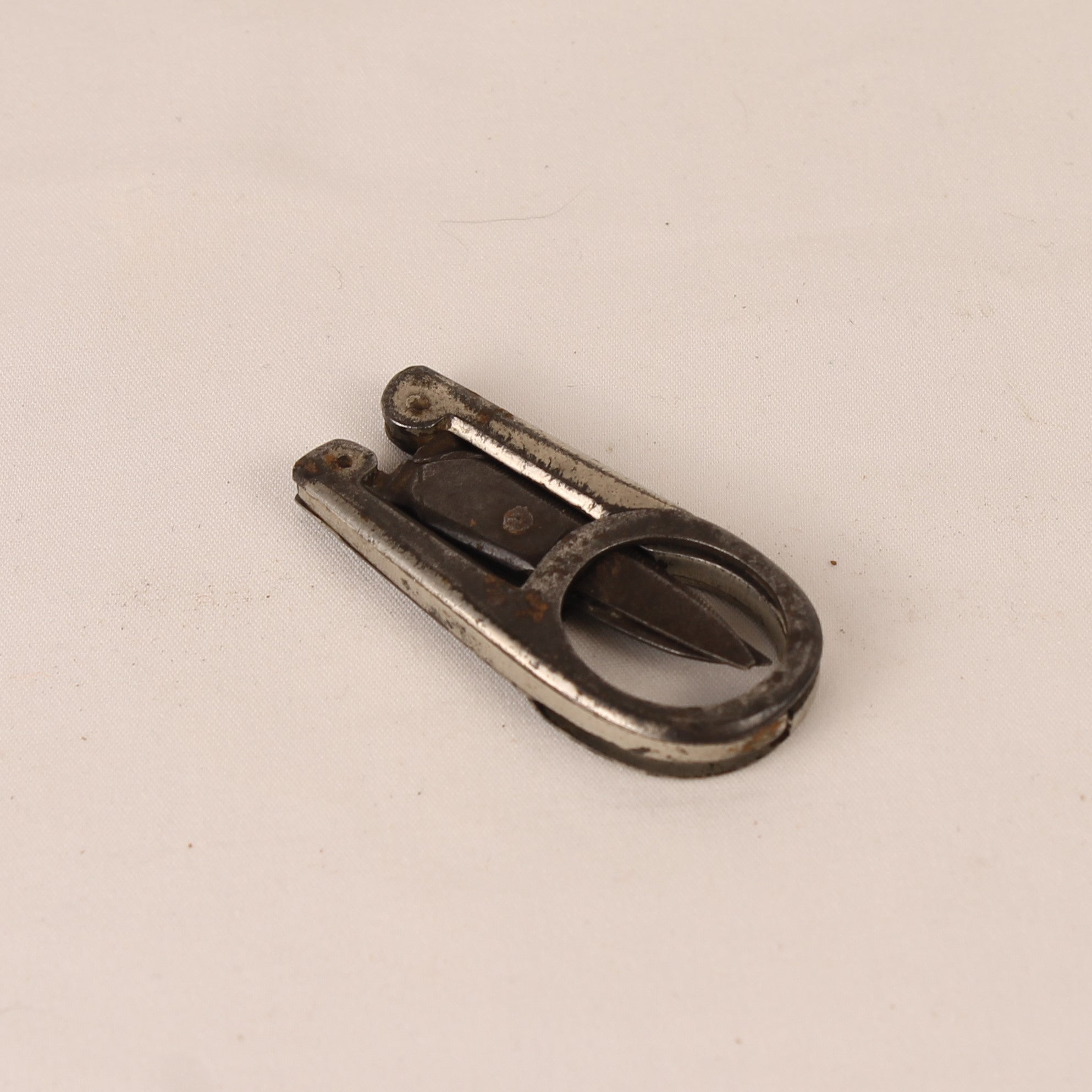 Inklapbare Stalen Zakschaar – ca. 1930–1950 – 9,2 cm
