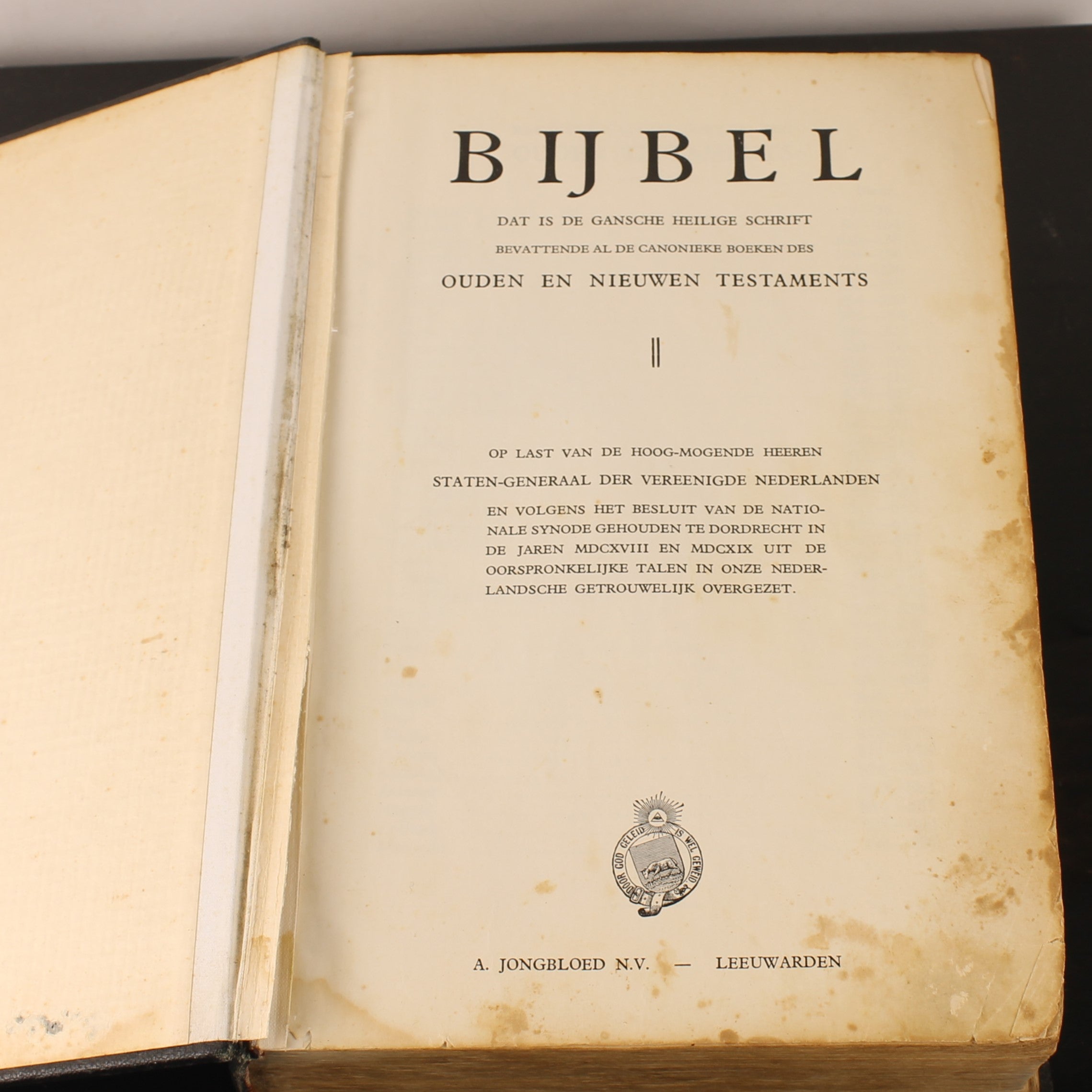 States Bible c. 1930 – A. Jongbloed Leeuwarden – 28cm – Extra Thick Church Edition