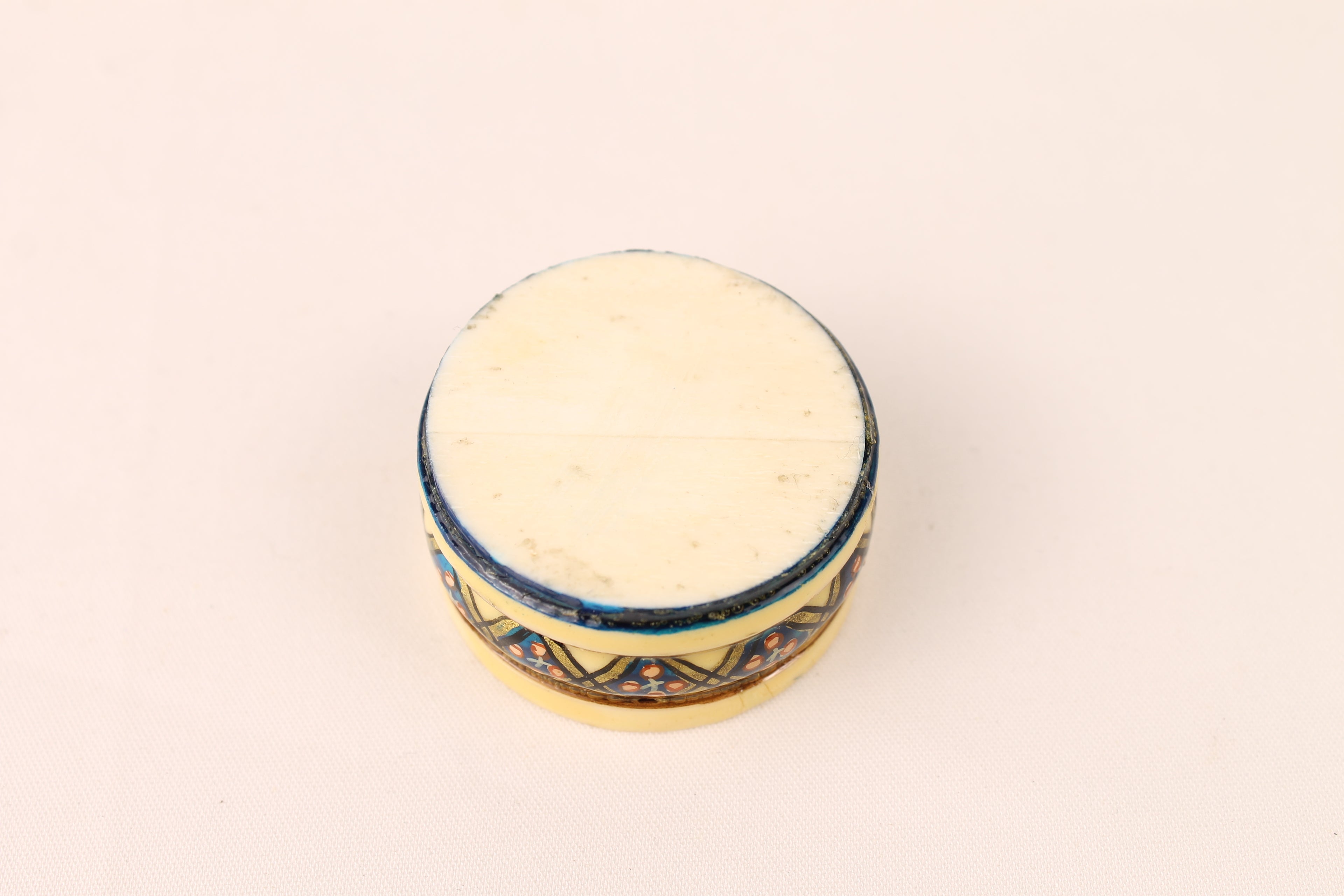Oriëntaals Sierdoosje – Handbeschilderd – ca. 1930-1950 – 3,5 cm