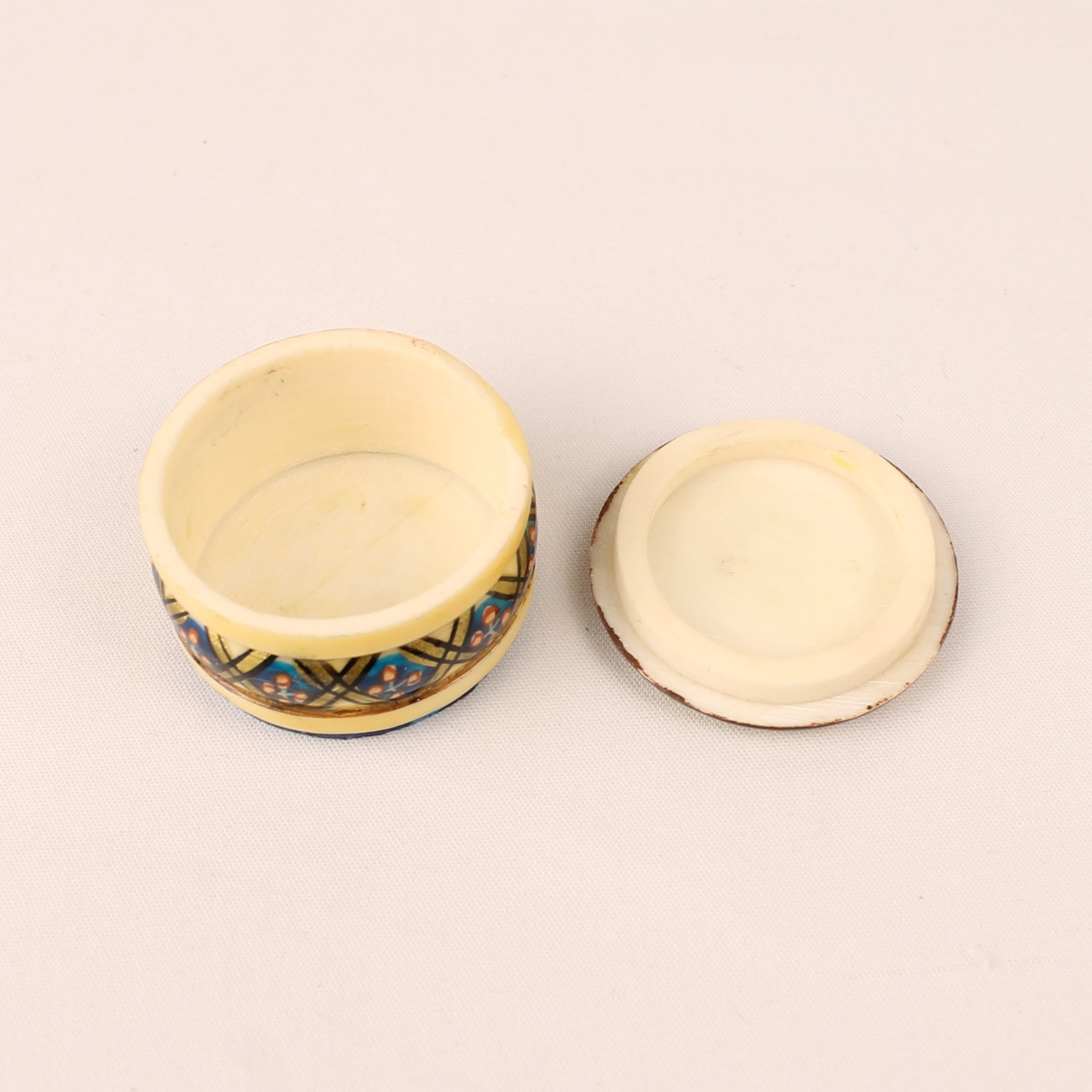 Vintage Oriental Jewelry Box – Hand-painted – c. 1930-1950 – 3.5 cm