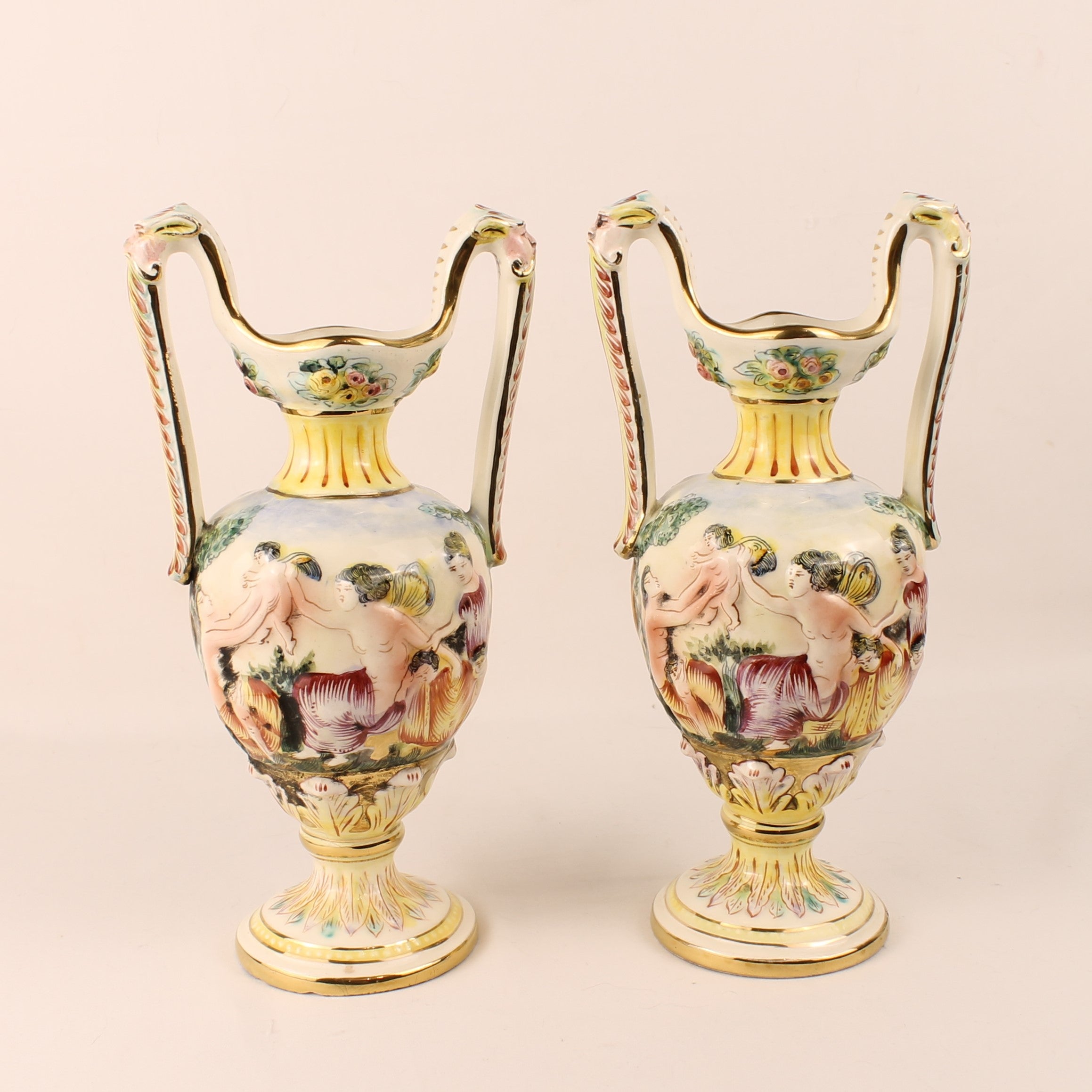 Capodimonte Sieramforen – Mythologisch Decor – Italië ca. 1960–1980 - set van 2