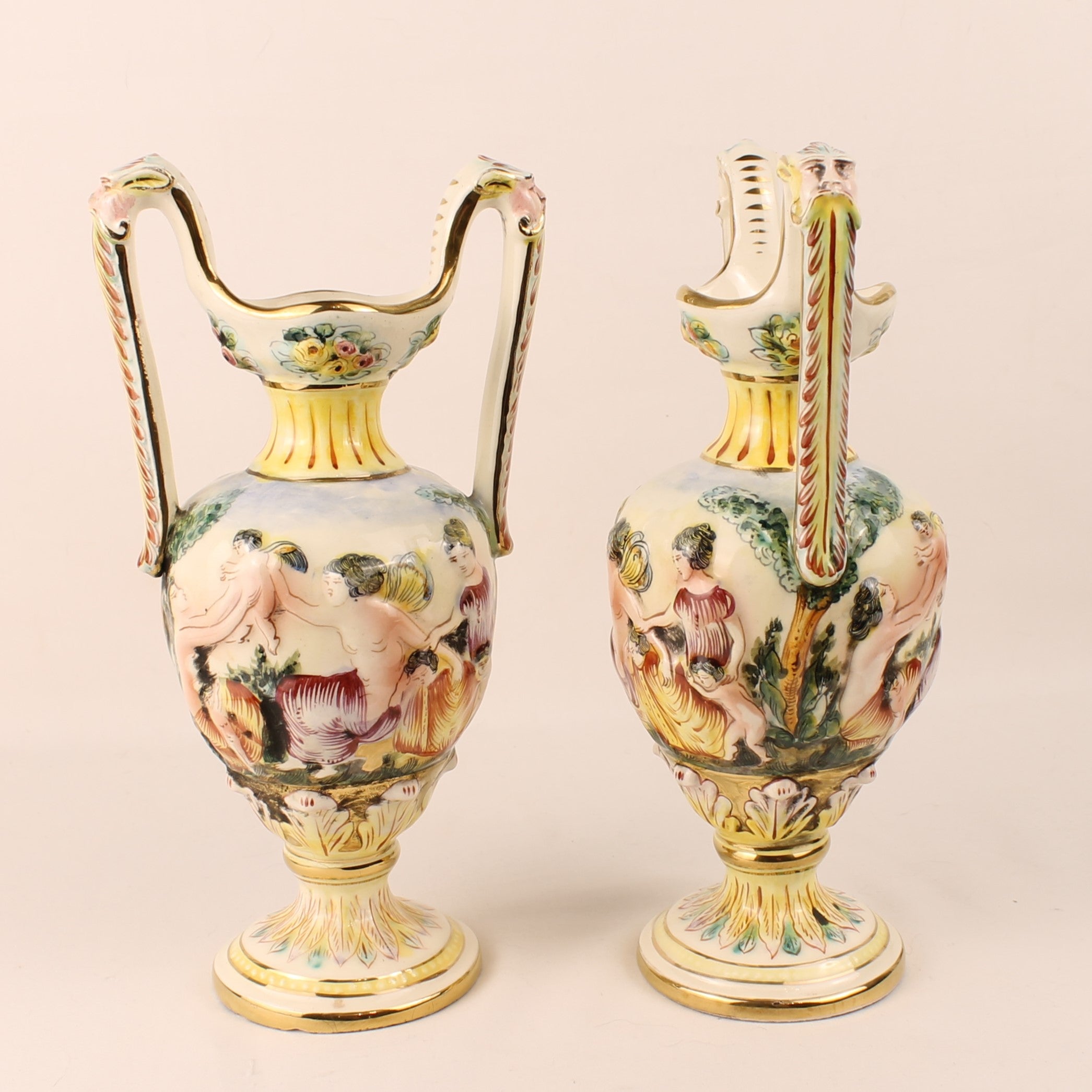 Capodimonte Sieramforen – Mythologisch Decor – Italië ca. 1960–1980 - set van 2