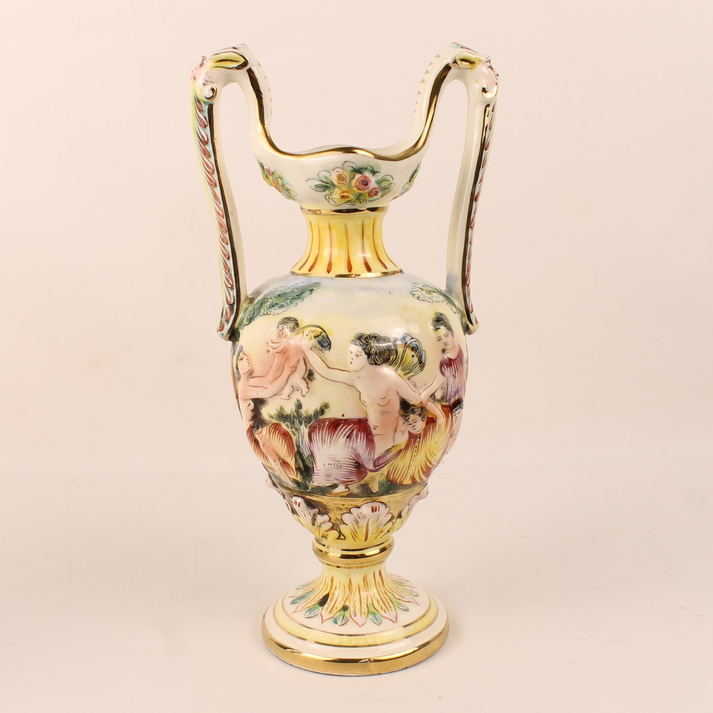 Vases décoratifs Capodimonte – Décor mythologique – Italie env. 1960-1980 - lot de 2