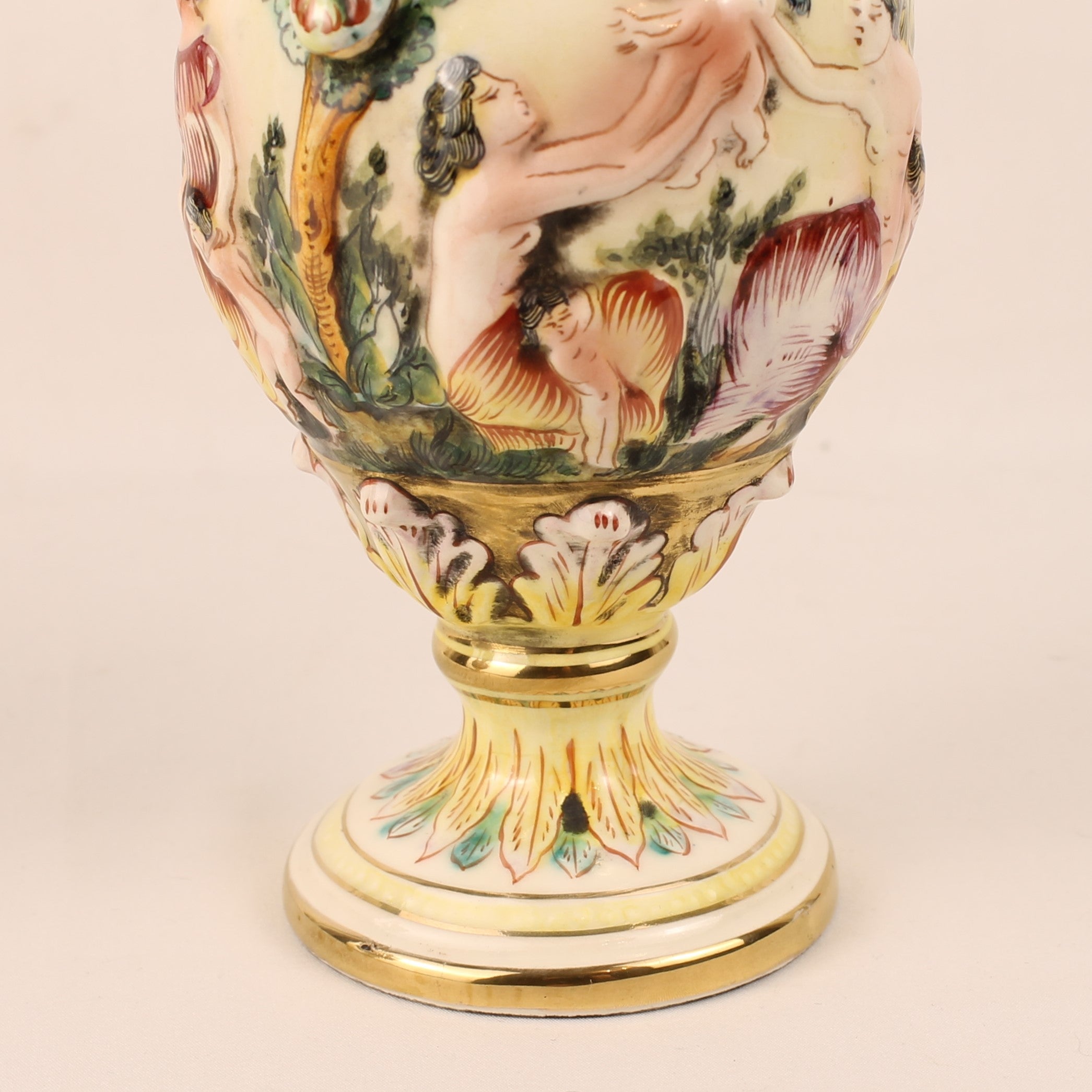 Capodimonte Sieramforen – Mythologisch Decor – Italië ca. 1960–1980 - set van 2