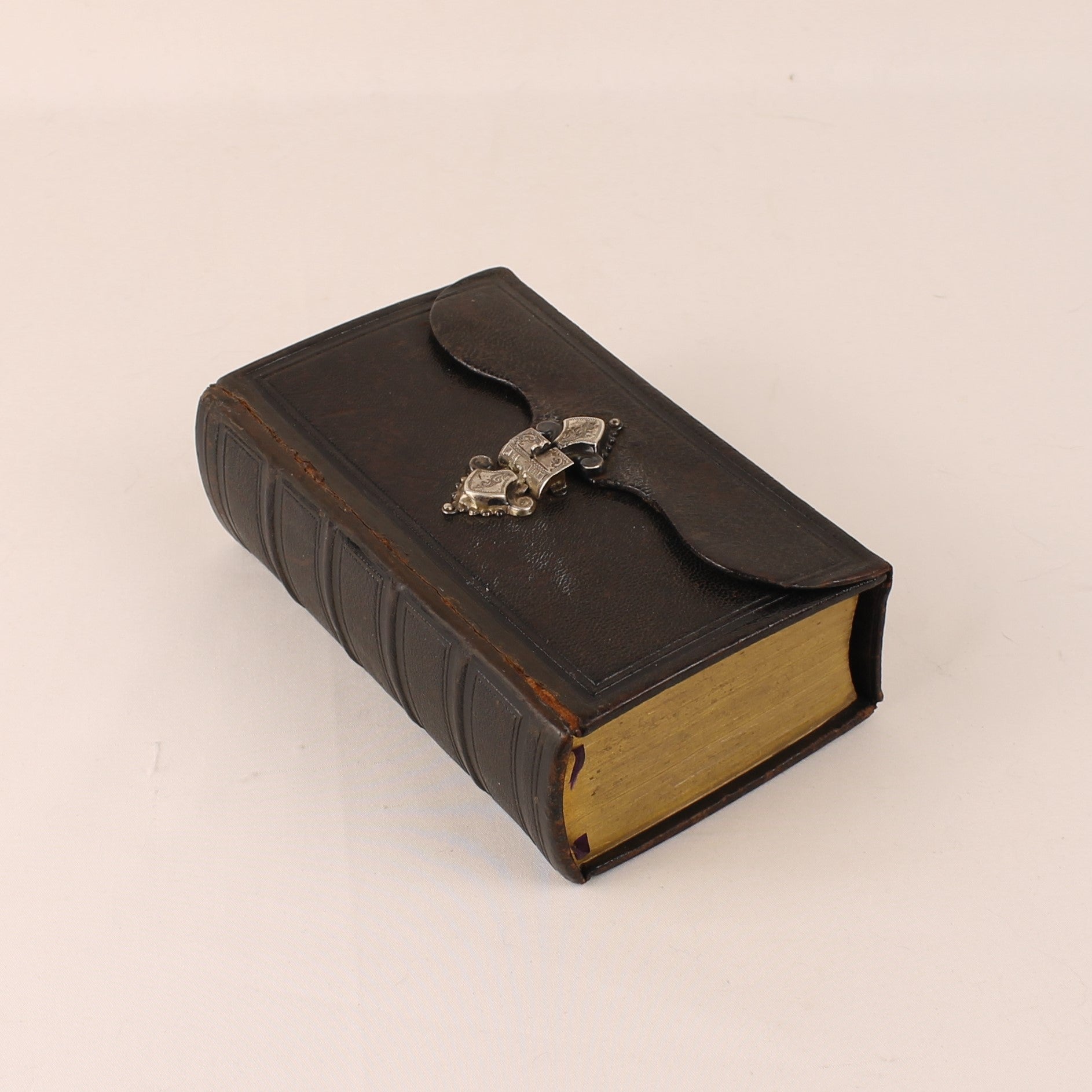 Statenbijbel 1884 – Nouveau Testament – Reliure en Cuir avec Fermoir Fonctionnel – Tranches Dorées