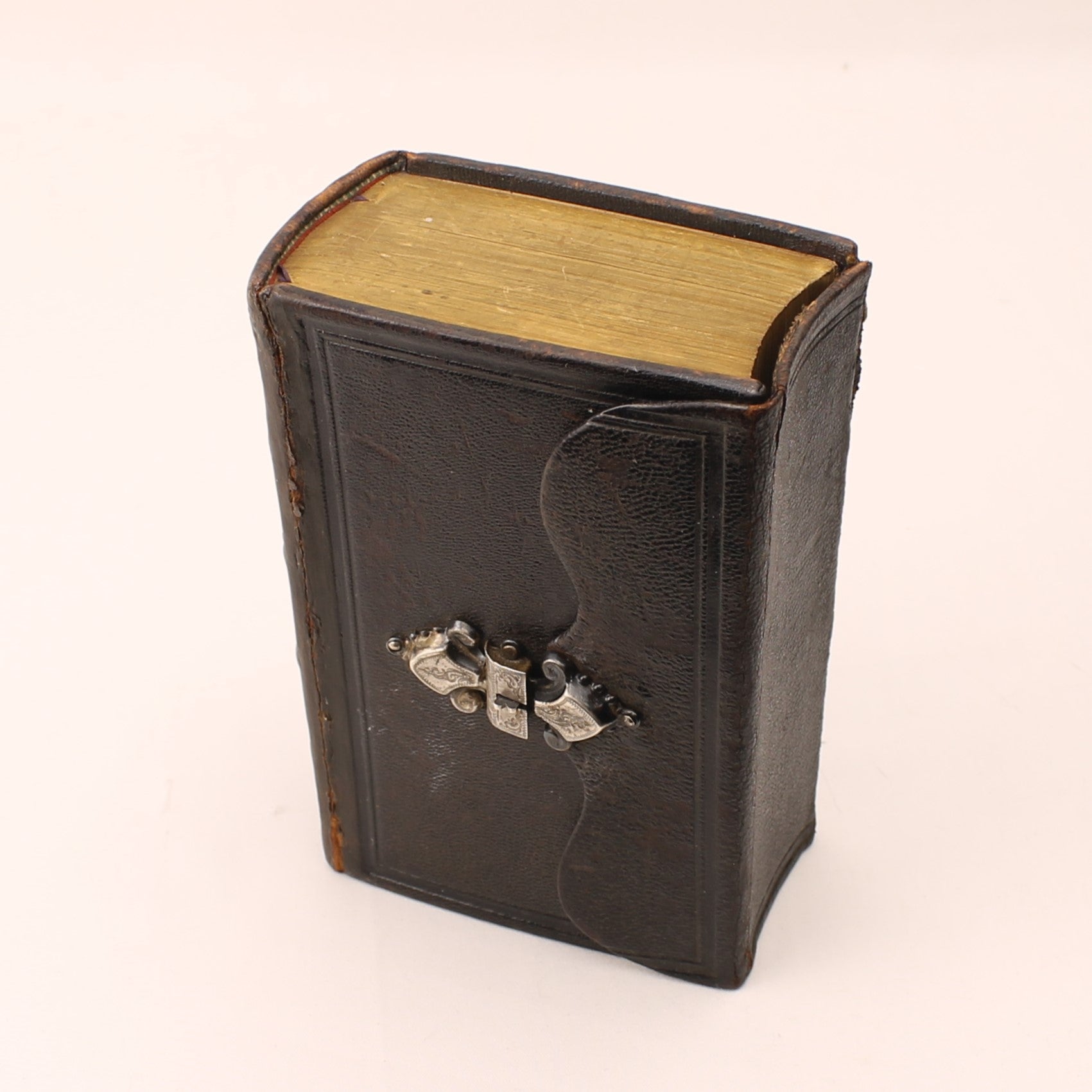 Statenbijbel 1884 – Nouveau Testament – Reliure en Cuir avec Fermoir Fonctionnel – Tranches Dorées