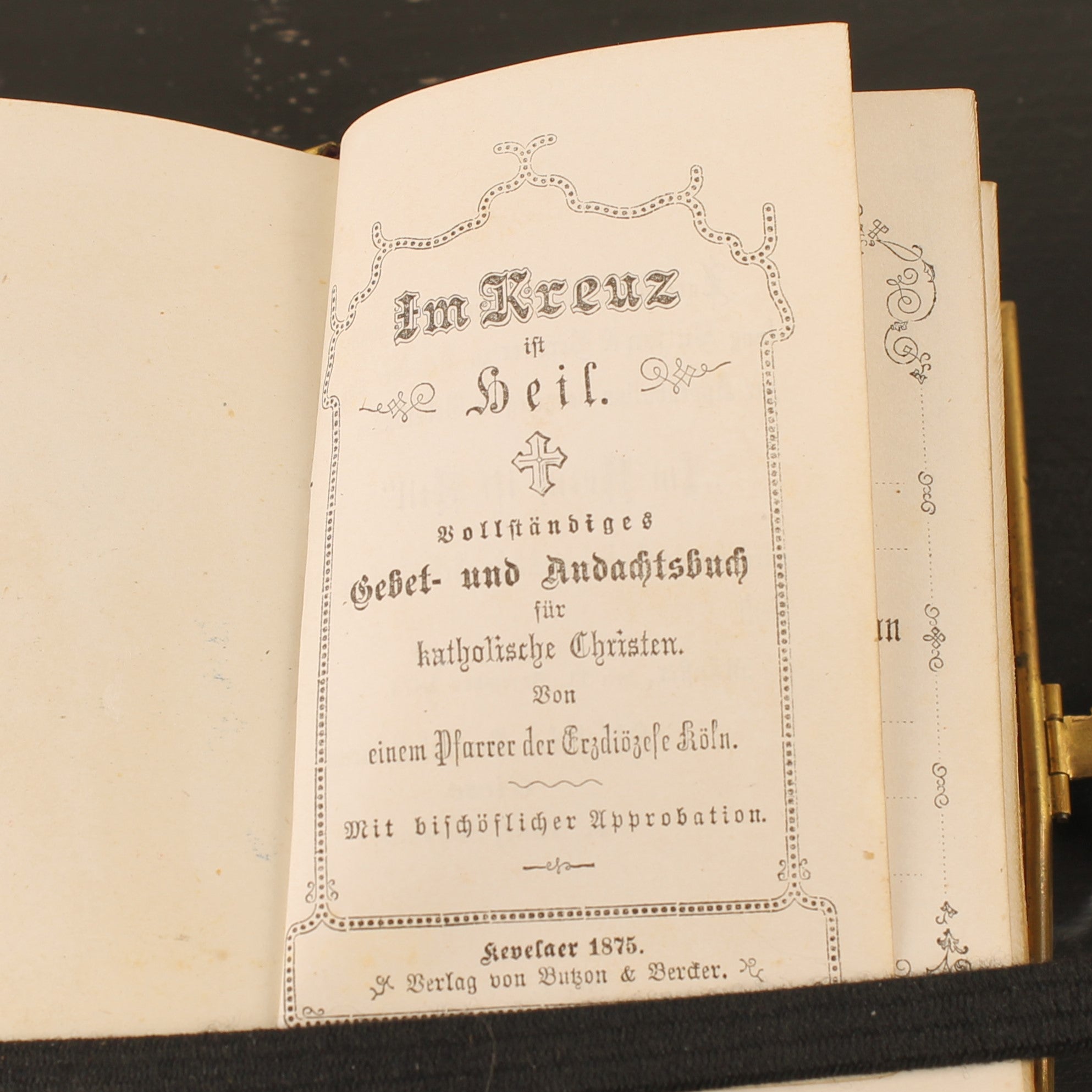 Im Kreuz ist Heil - Duits Gebedenboek 1875 - Luxe Metalen Band met Agnus Dei – Kevelaer