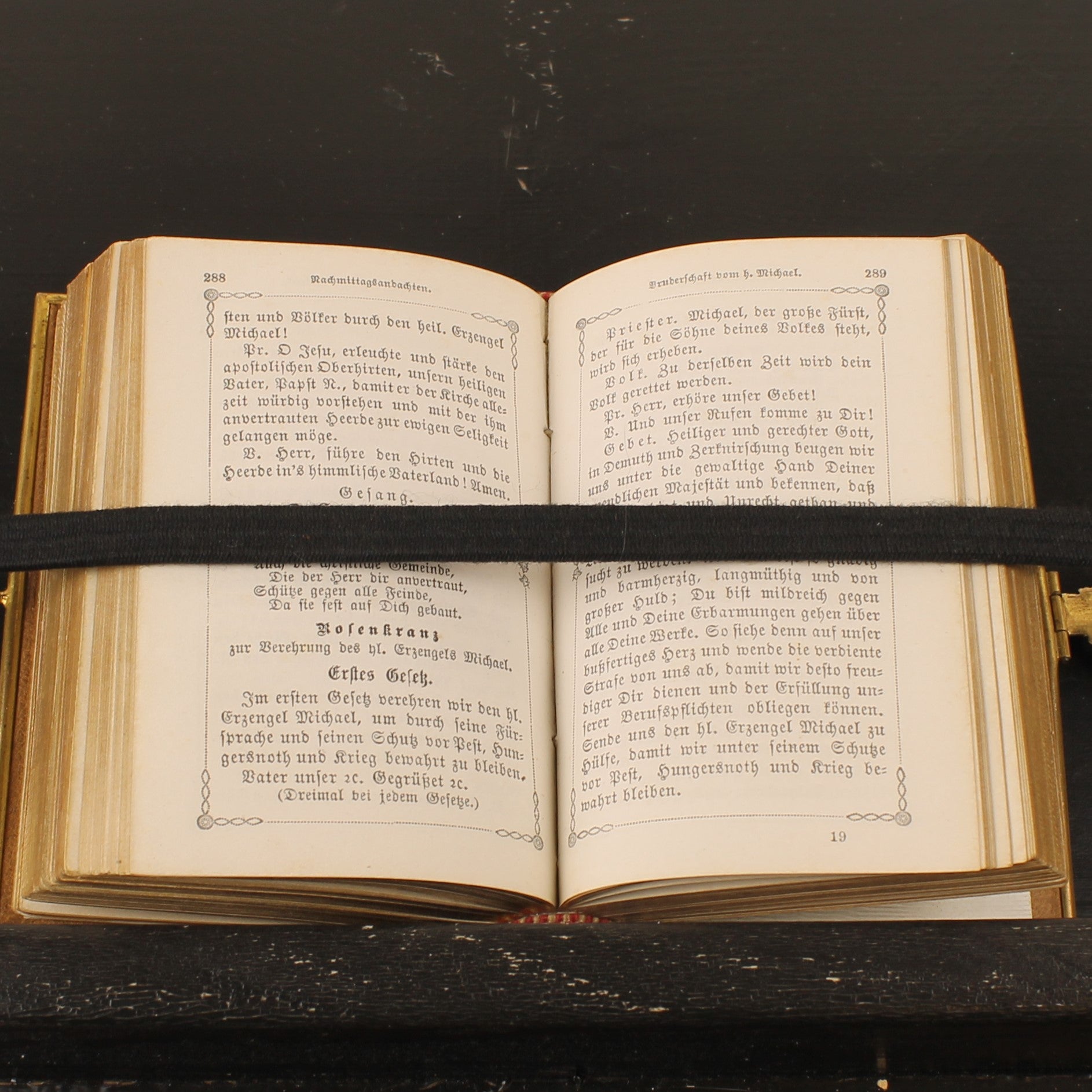 Im Kreuz ist Heil - Duits Gebedenboek 1875 - Luxe Metalen Band met Agnus Dei – Kevelaer