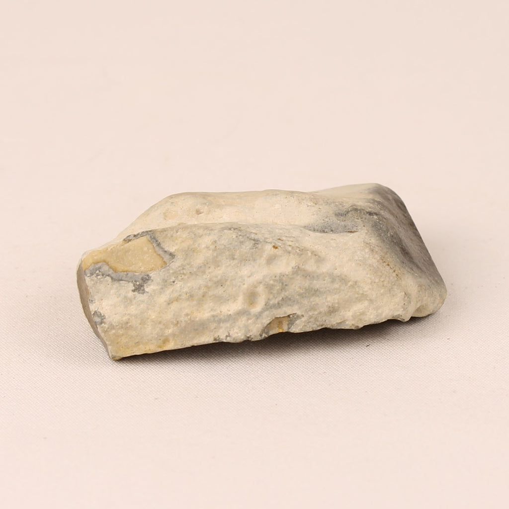 Ruwe Vuursteen met Natuurlijke Cortex – 5 cm