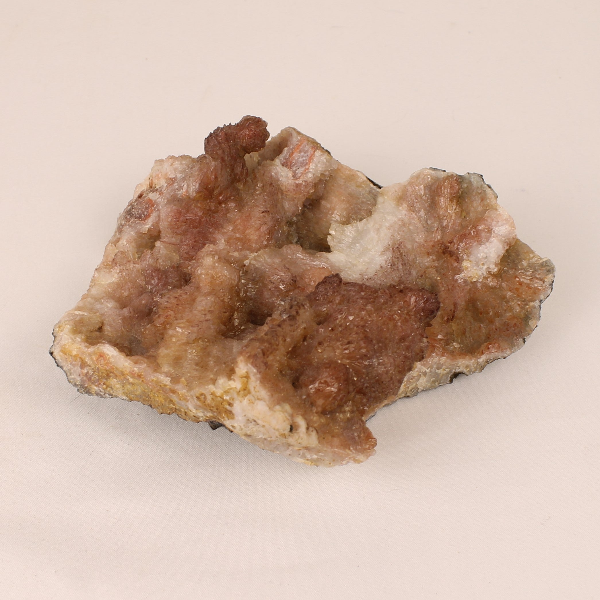 Stilbiet Kristalcluster op Basaltmatrix – 14 cm – India