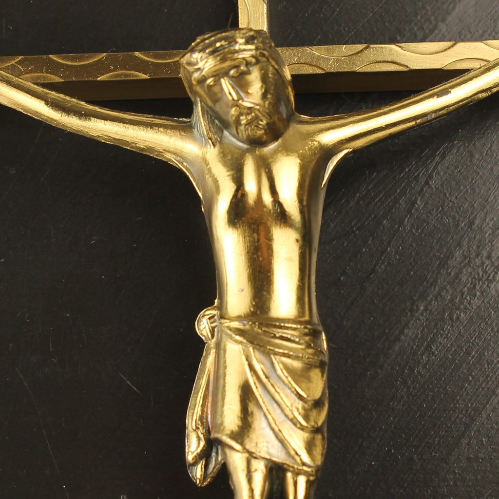 Wandkruis met Corpus - Goudkleurig 24.5cm