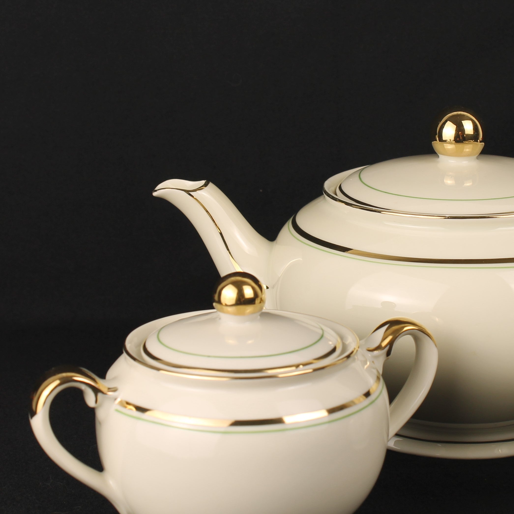 Bavaria Theeservies 16-delig – Goudrand & Groene Bies