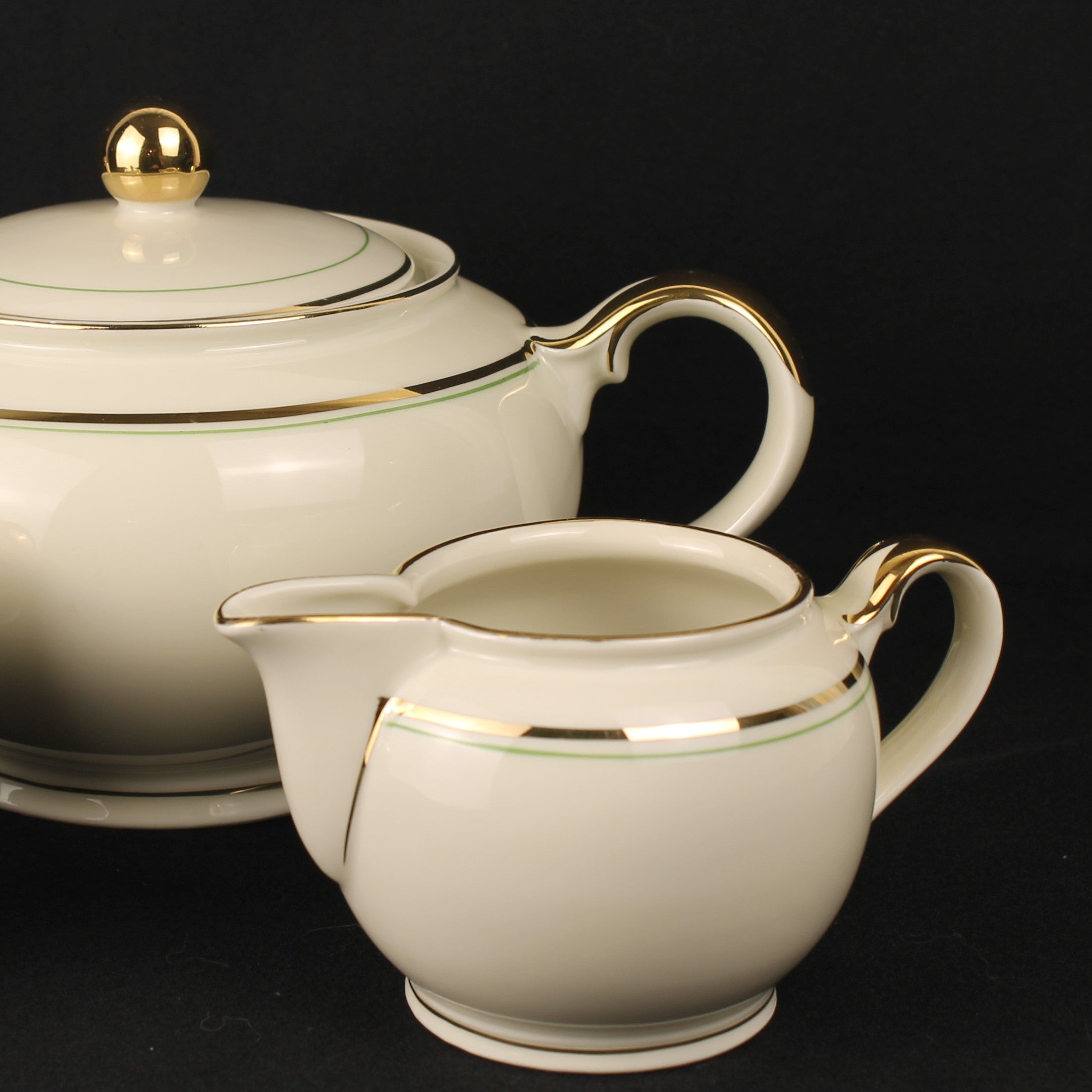 Bavaria Theeservies 16-delig – Goudrand & Groene Bies