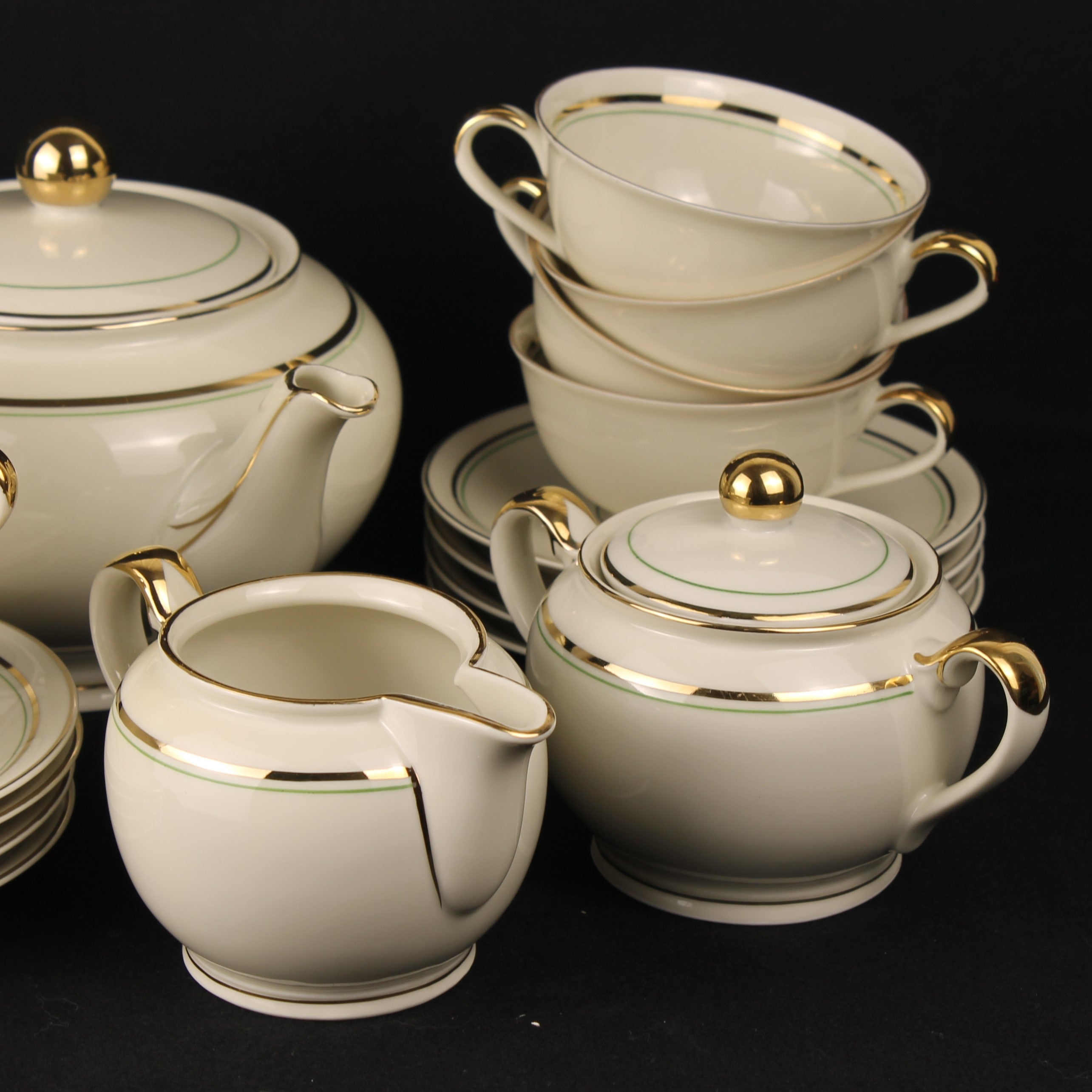 Bavaria Theeservies 16-delig – Goudrand & Groene Bies