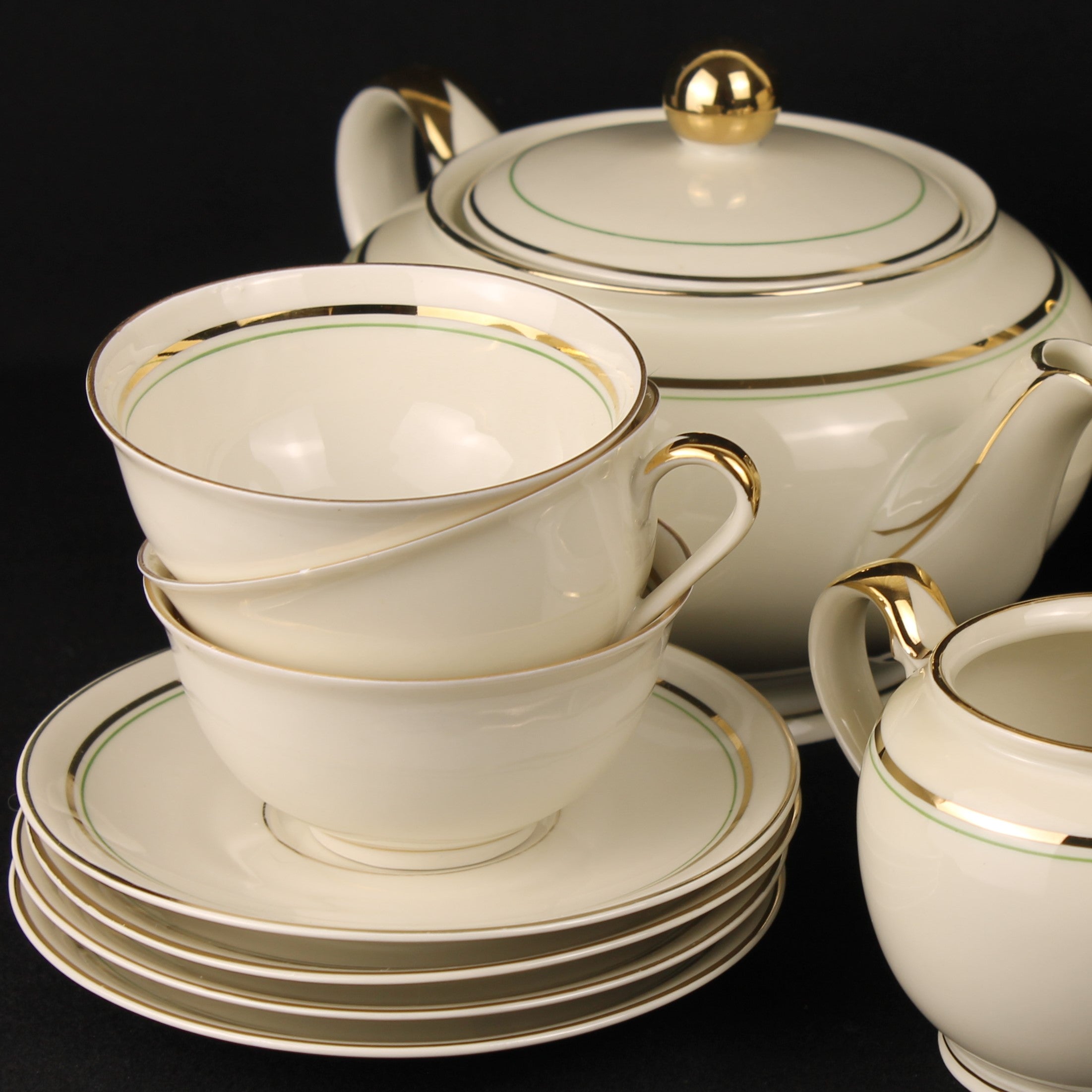 Bavaria Theeservies 16-delig – Goudrand & Groene Bies