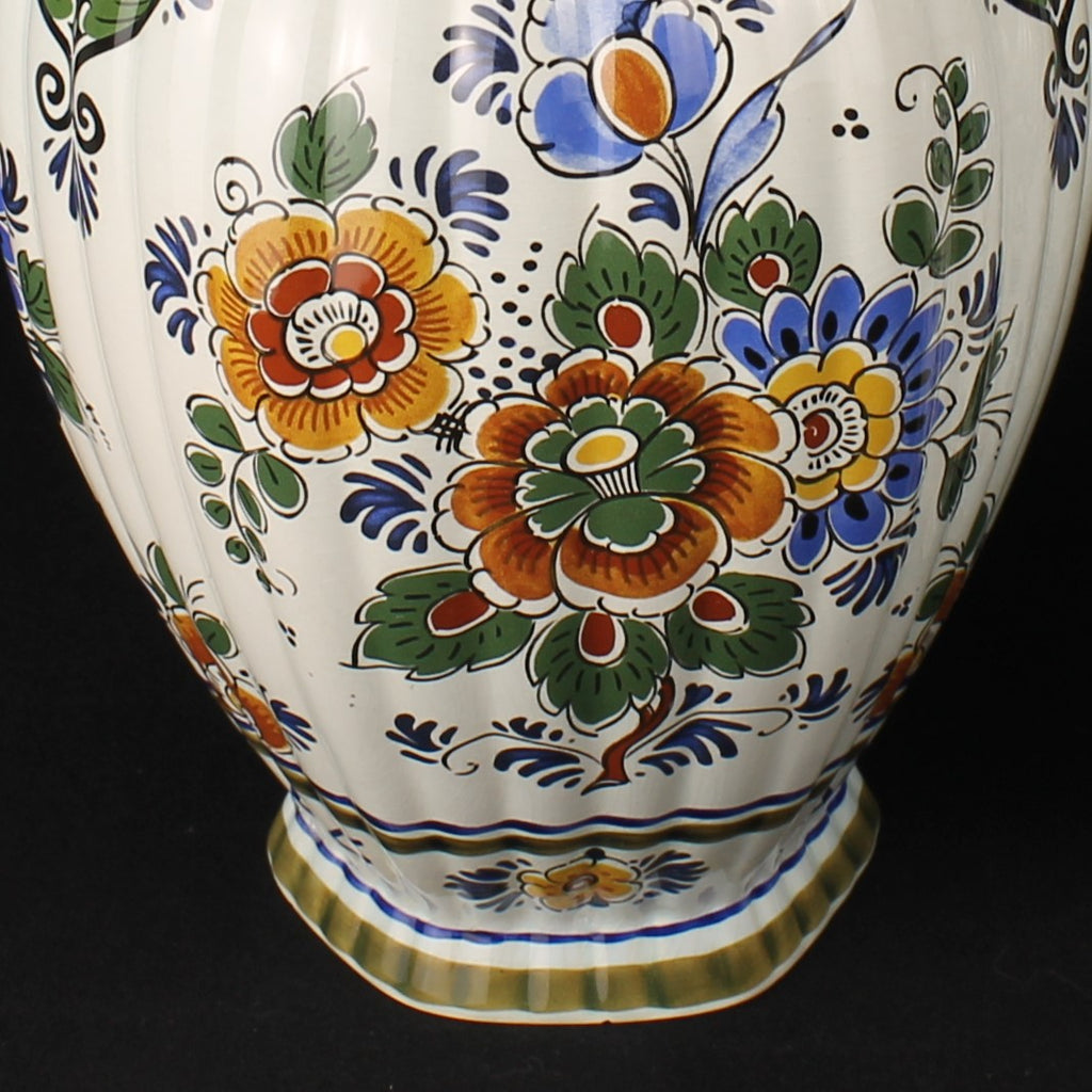 Delft Polychrome Hand-Painted Lidded Vases Set – 33 & 28 cm – Holland