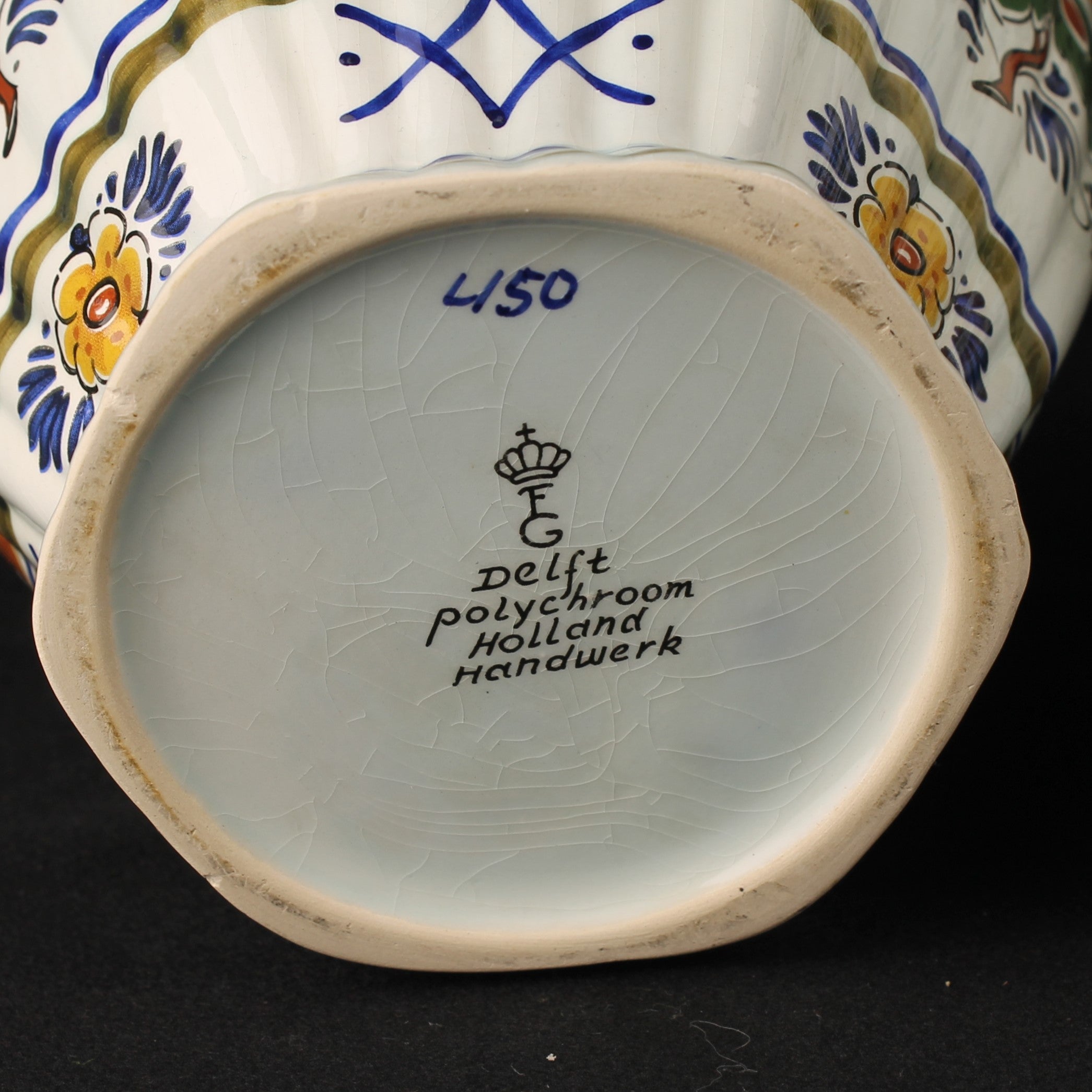 Delft Polychrome Hand-Painted Lidded Vases Set – 33 & 28 cm – Holland