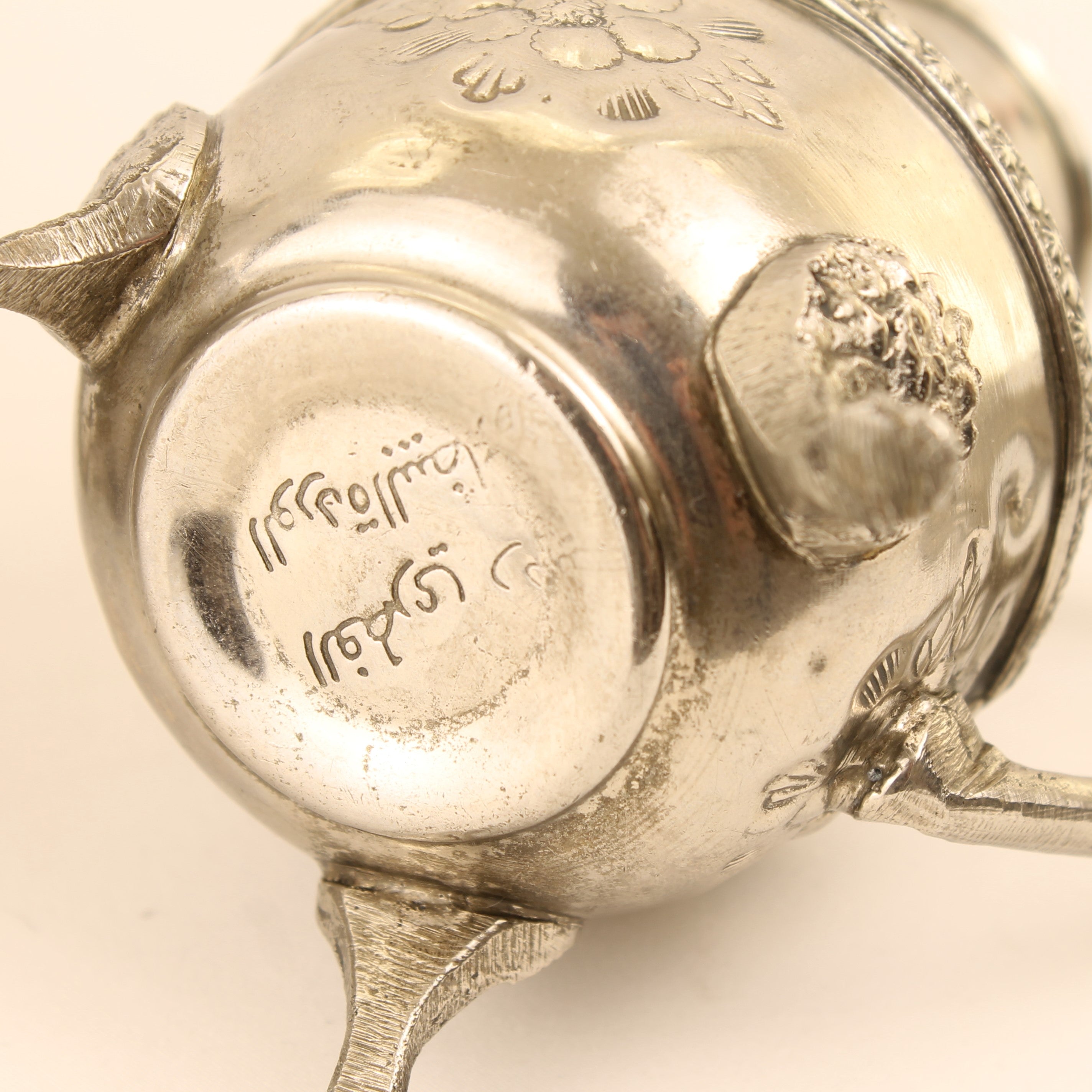 Sucrier et pot à lait argentés sur pieds – Exportation Indienne – Style rococo