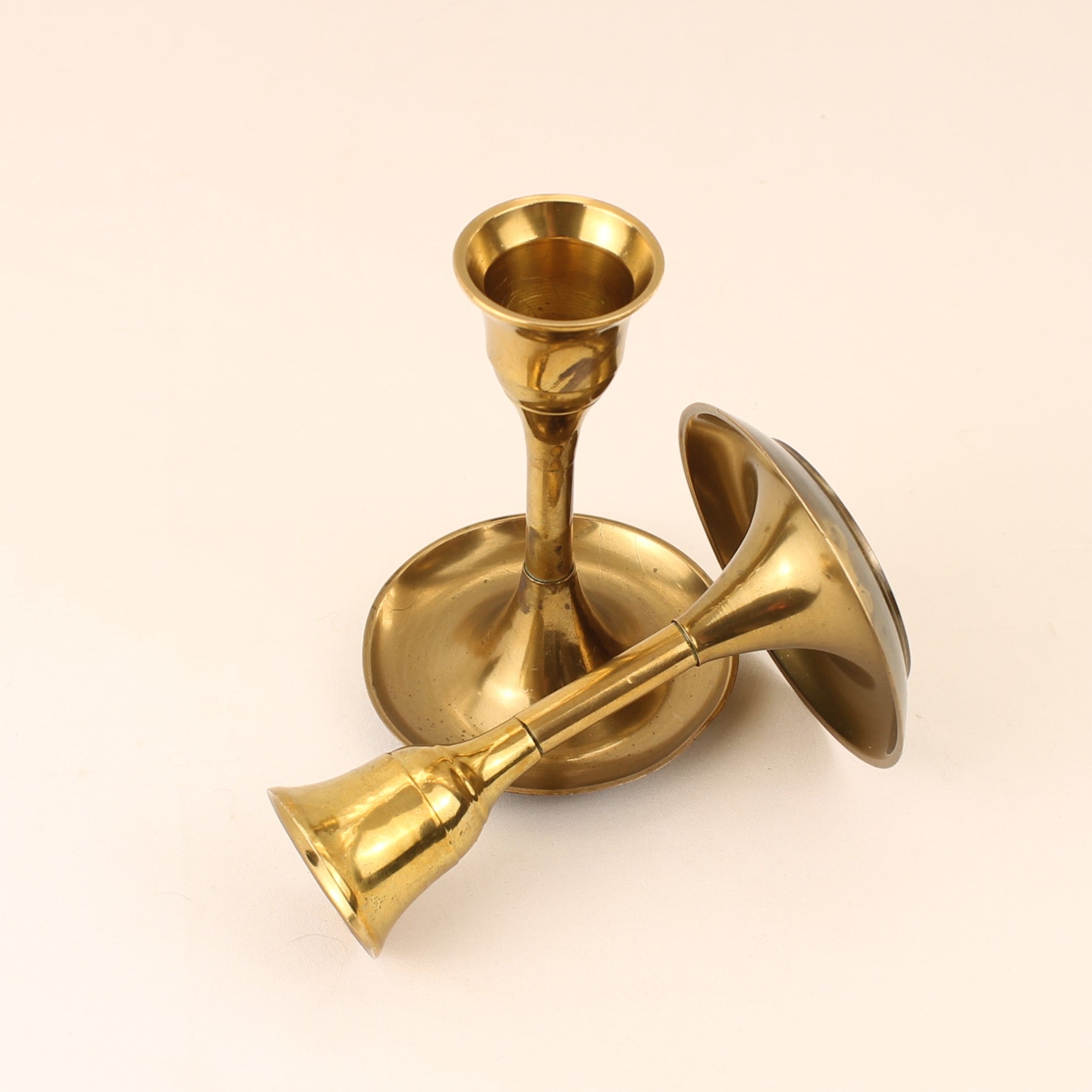 Chandeliers en Laiton – Lot de 2 – Laiton Massif Inde – Années 70