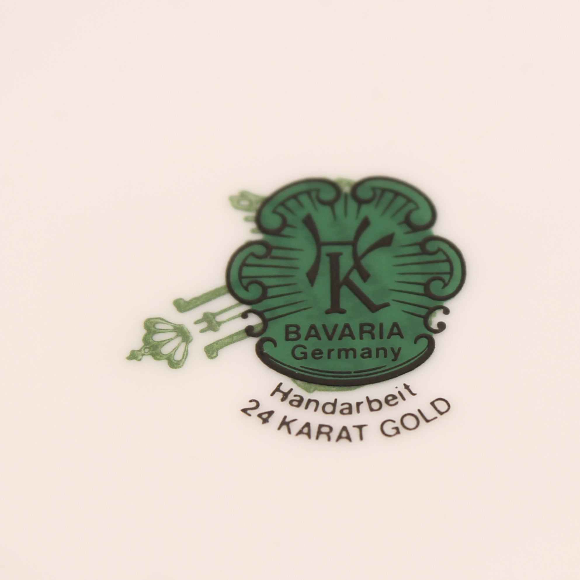 HK Bavaria Porseleinen Kop en Schotel – 24 Karat Gold – Handarbeit – Vintage Duitsland