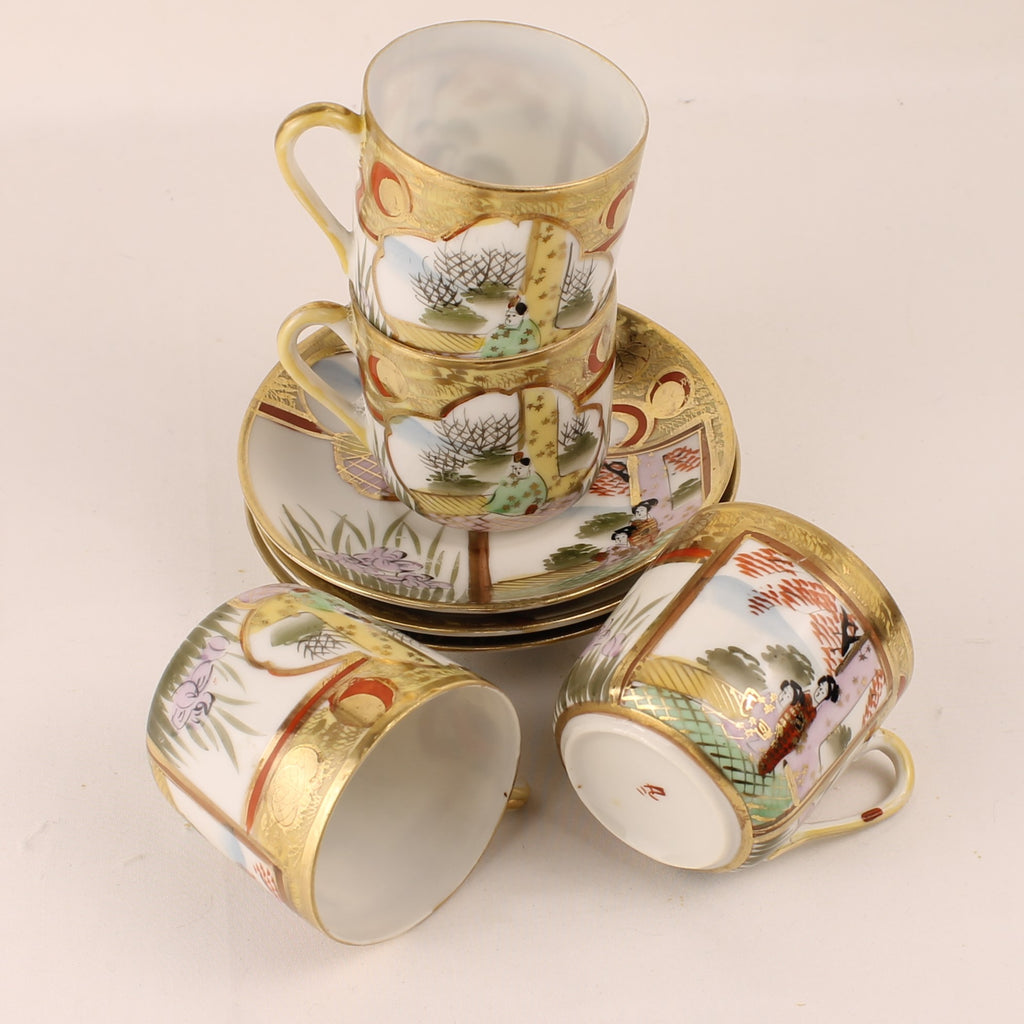 Japans Eggshell Porselein Mokka Servies – Rijk Verguld en Handbeschilderd