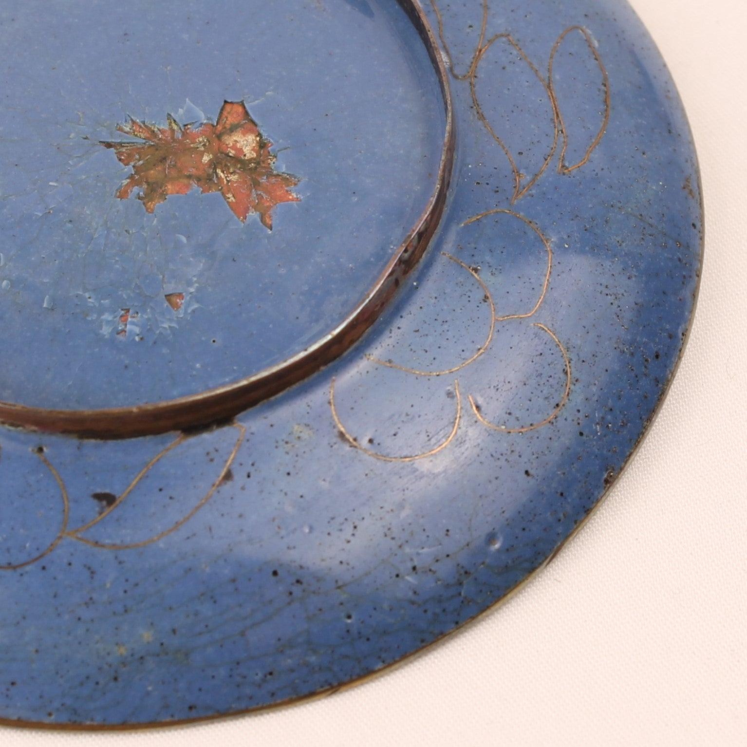 Koperen Schaaltje Geëmailleerd - Zwart Fond met Bloem - 9,5 cm Vintage