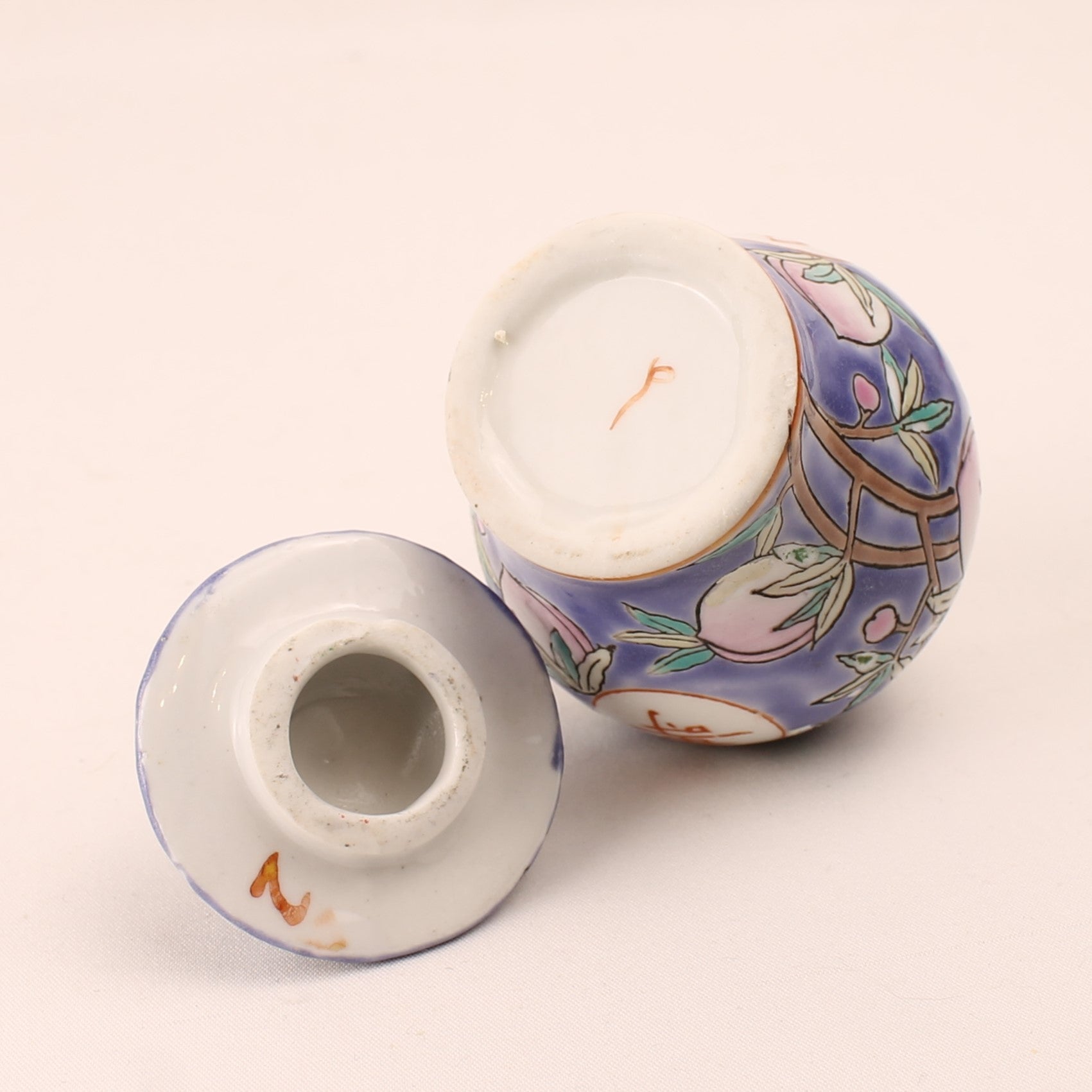 Chinees Porseleinen Potje met Deksel - Perzik & Shou Symbool - 9 cm