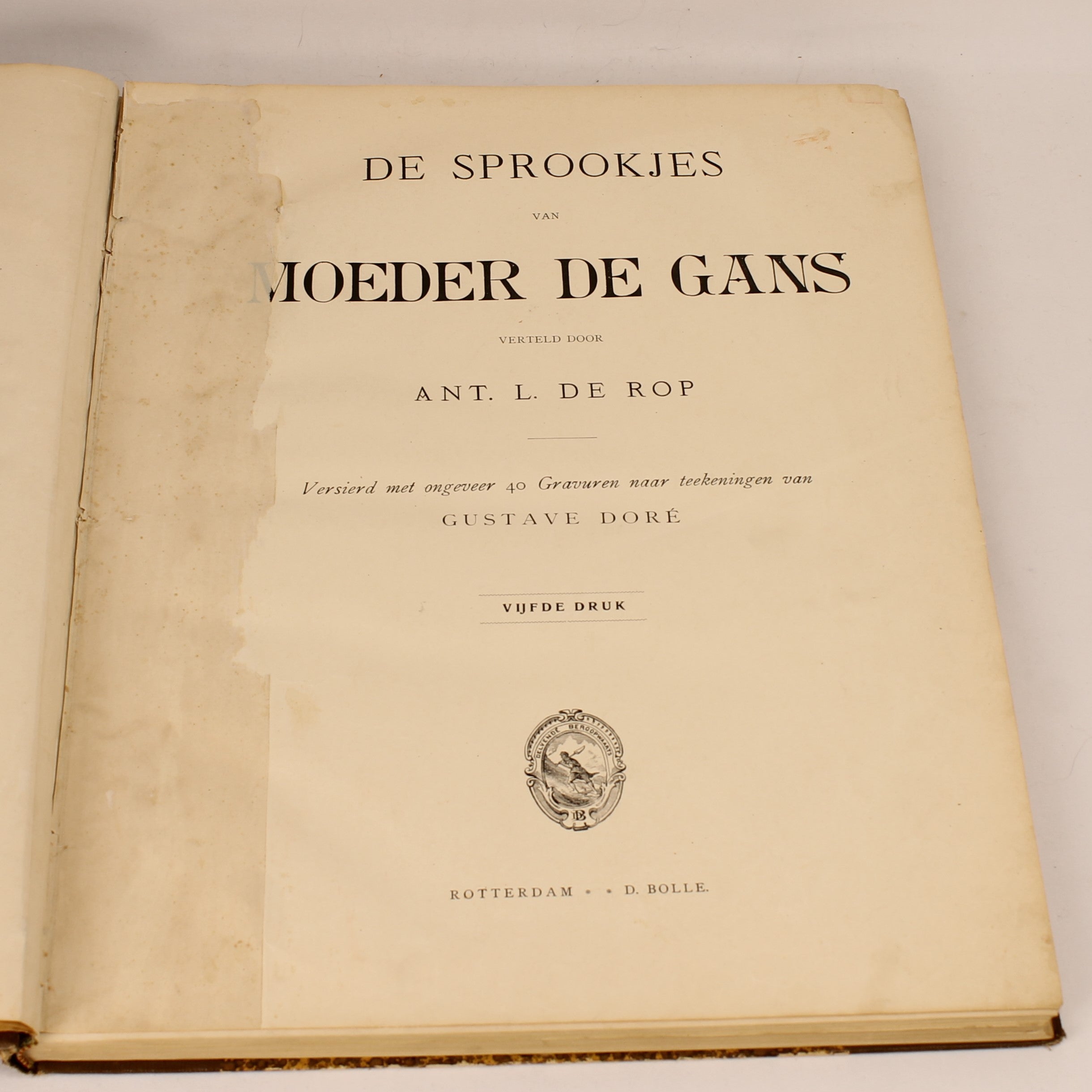 Édition Ancienne “Contes de Ma Mère l'Oye” – Gravures de Gustave Doré – D. Bolle Rotterdam – vers 1900 – In-folio de 33,5 cm