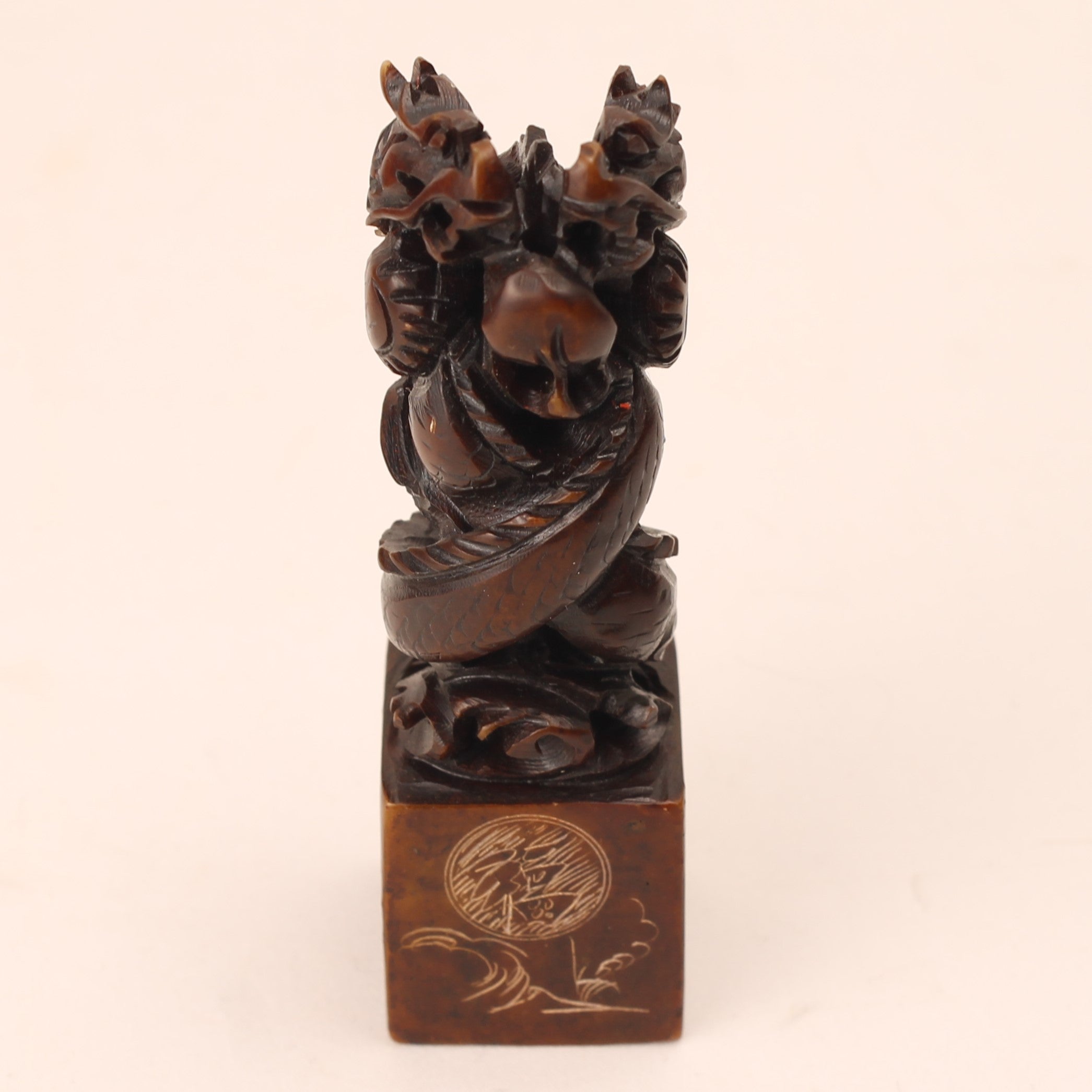 Chinese Handgesneden Stenen Zegel met Draken – Gepersonaliseerd “HARRIE” – Incl. Inktdoos – 10 cm